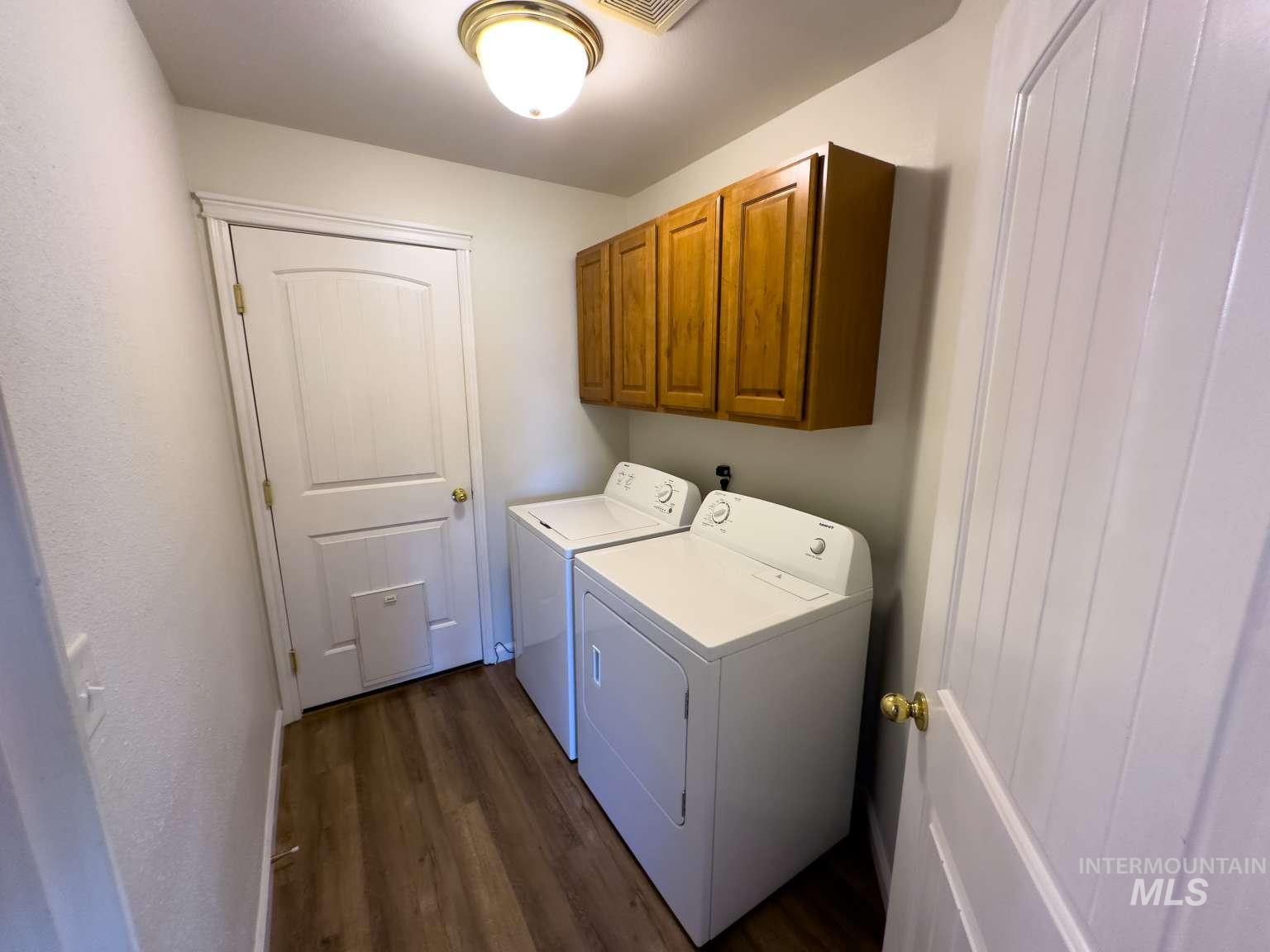 907 S Sockeye Way Property Photo 12