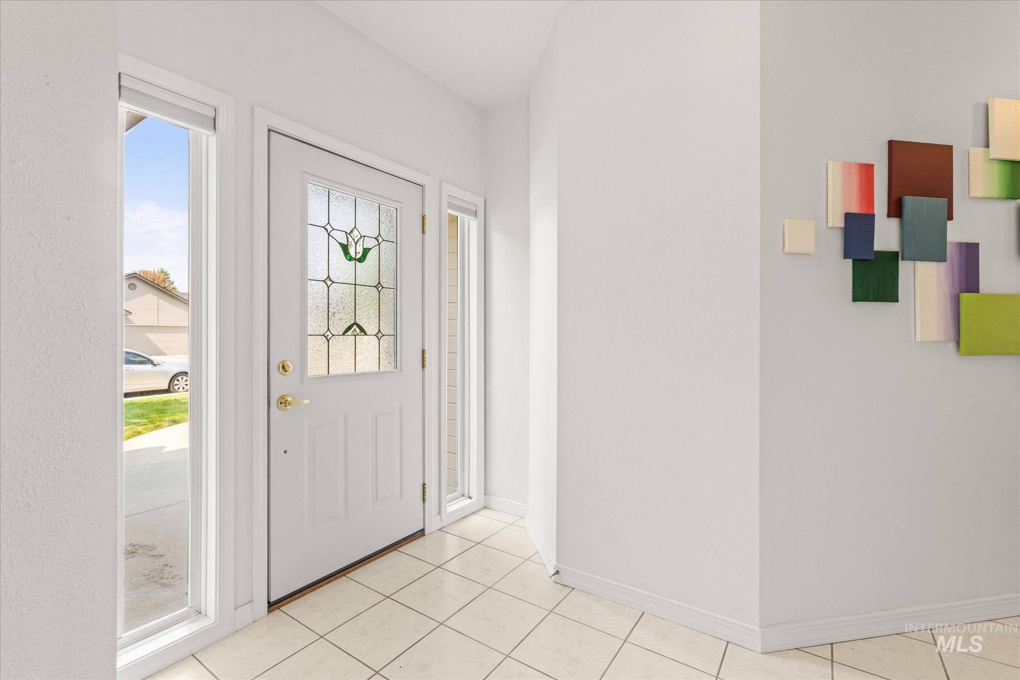 1098 E Cayman Dr. Property Photo 5
