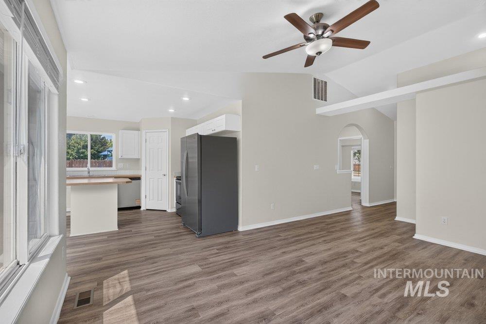 1521 W Kesler Property Photo 7