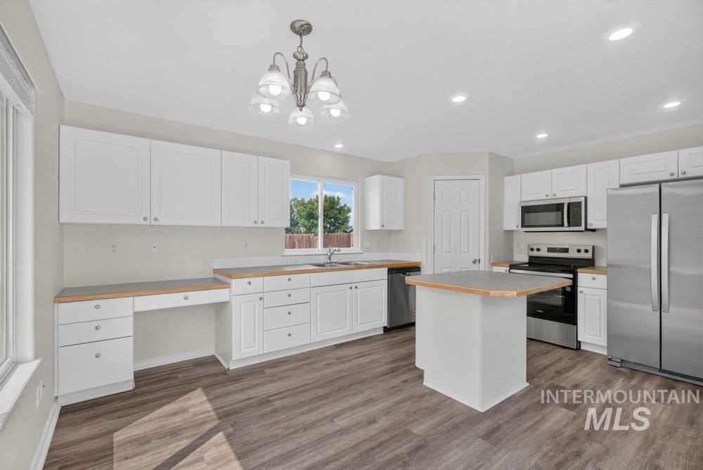 1521 W Kesler Property Photo 8
