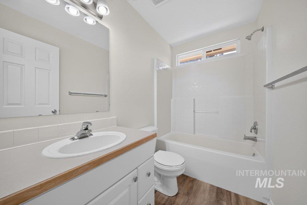 1521 W Kesler Property Photo 14