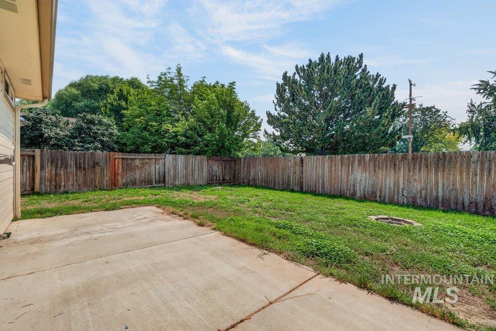 1521 W Kesler Property Photo 24
