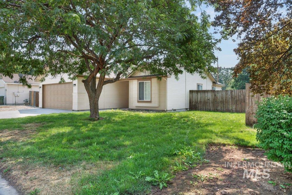 1521 W Kesler Property Photo 28