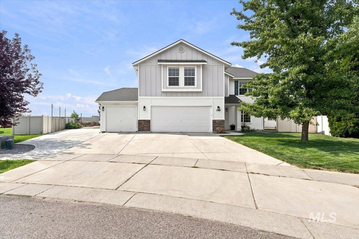2163 Alpine Creek Drive Property Photo 1