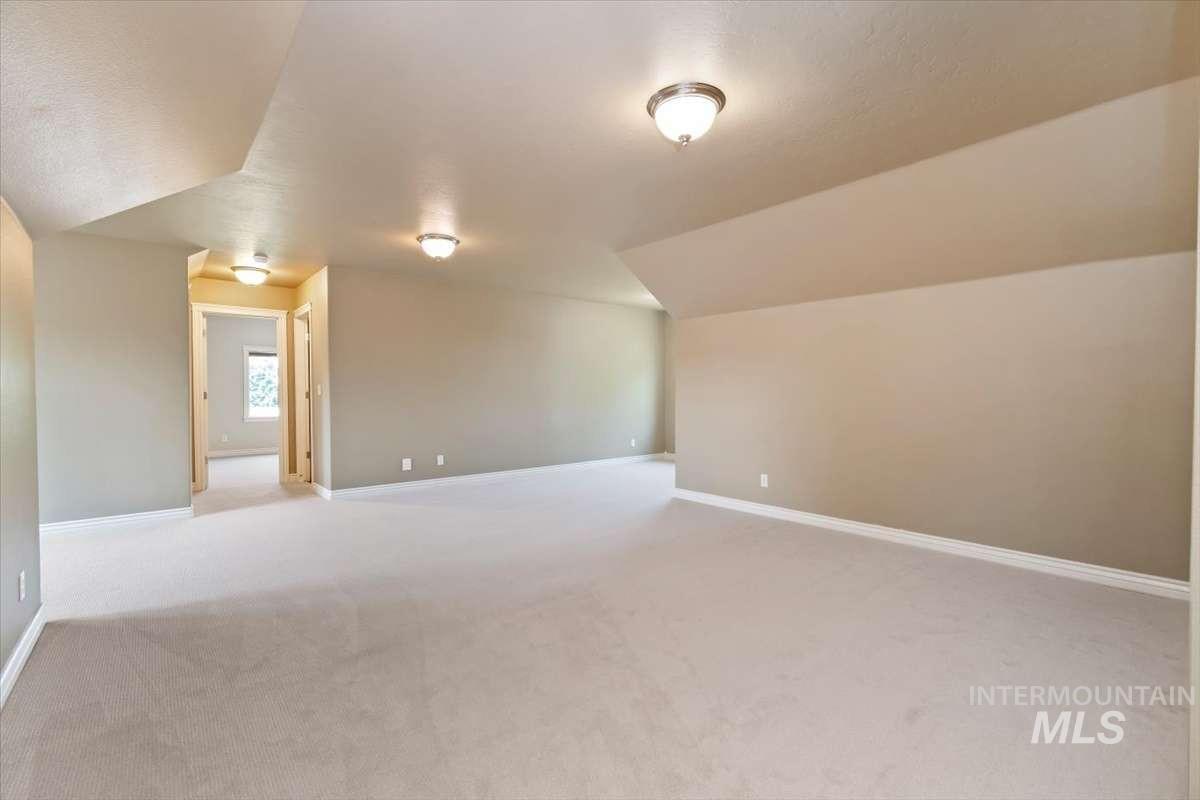 1864 E Meadow Creek Dr Property Photo 5