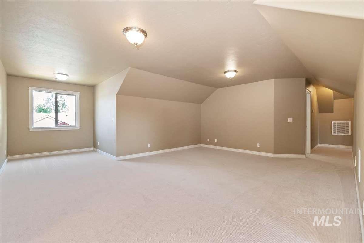 1864 E Meadow Creek Dr Property Photo 6