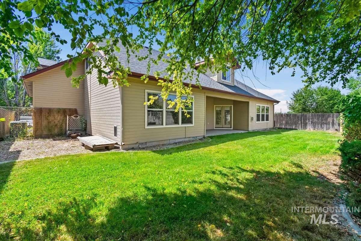 1864 E Meadow Creek Dr Property Photo 39