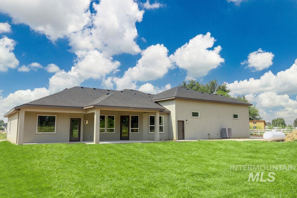 2940 Cottonwood Ln Property Photo 3