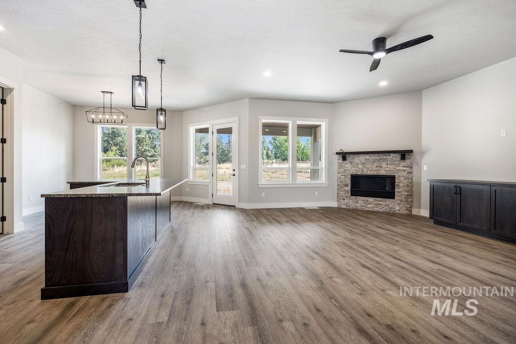 2940 Cottonwood Ln Property Photo 6