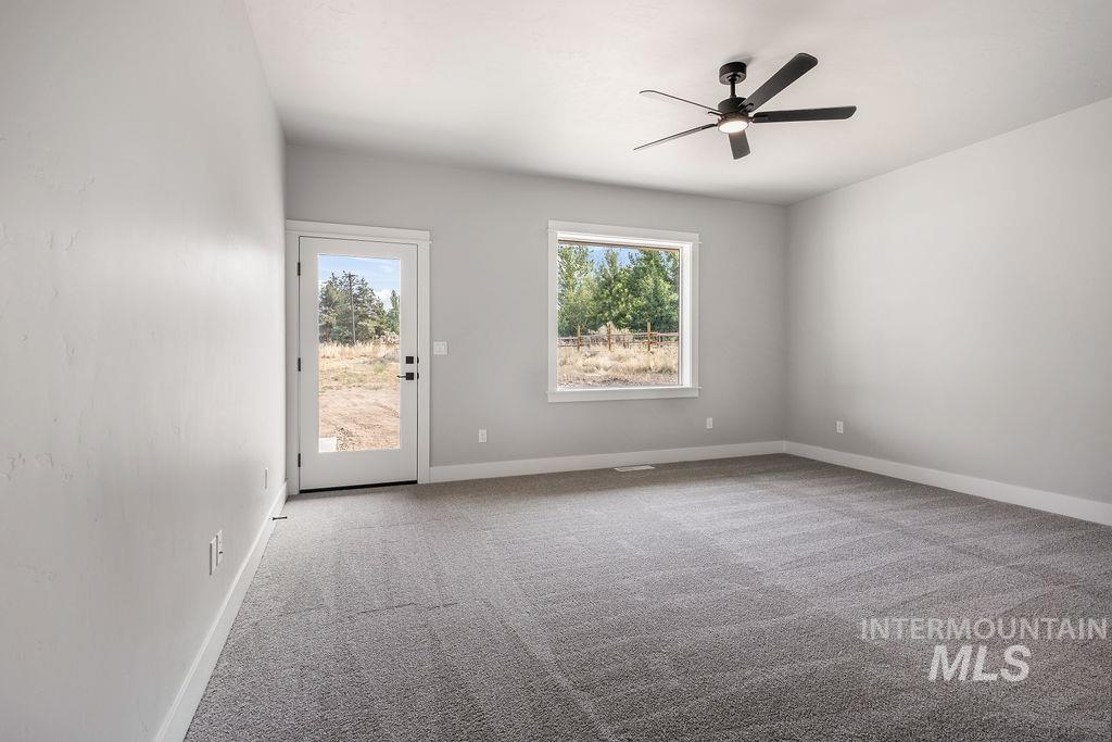2940 Cottonwood Ln Property Photo 26