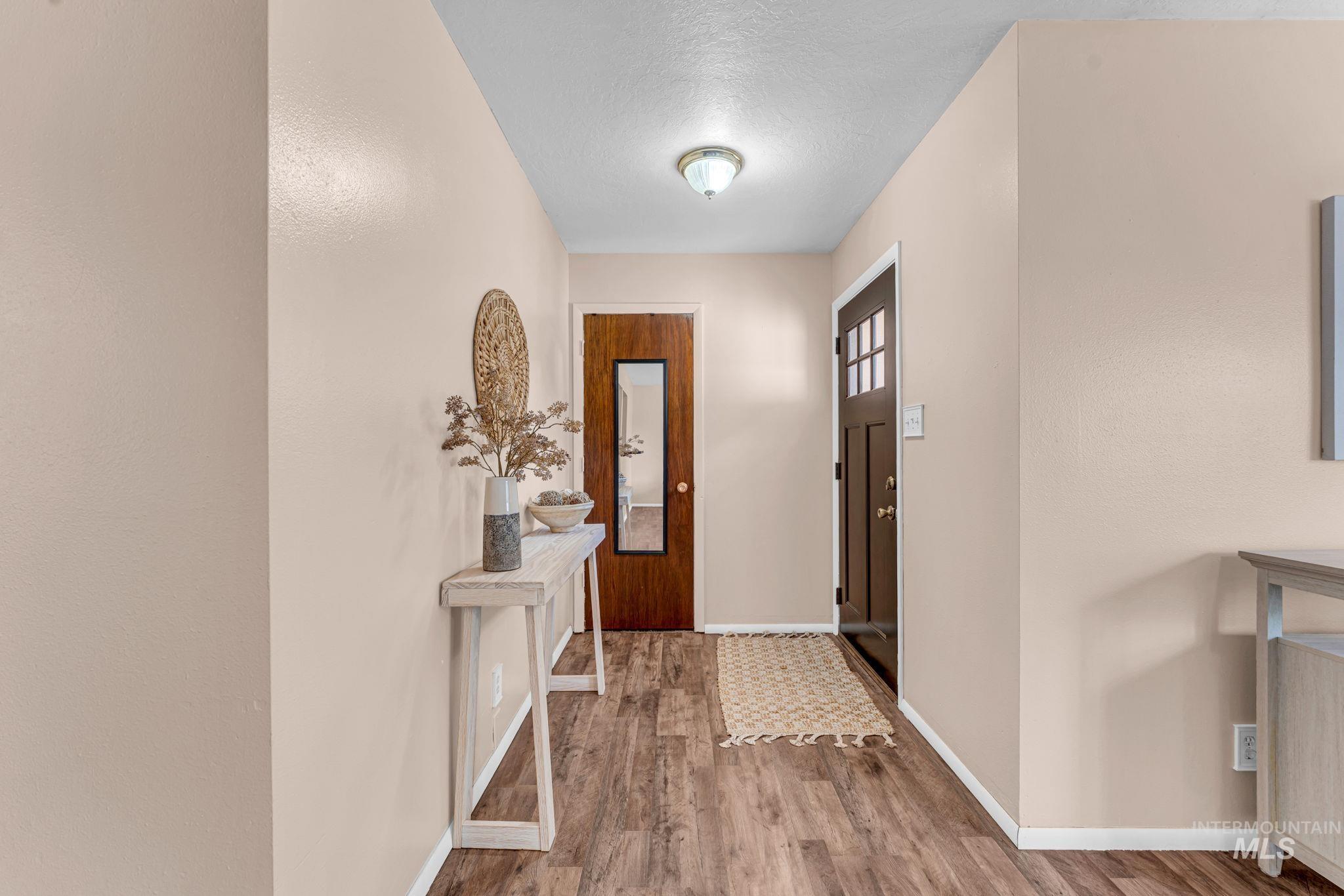 246 Avenida Del Rio Dr Property Photo 6