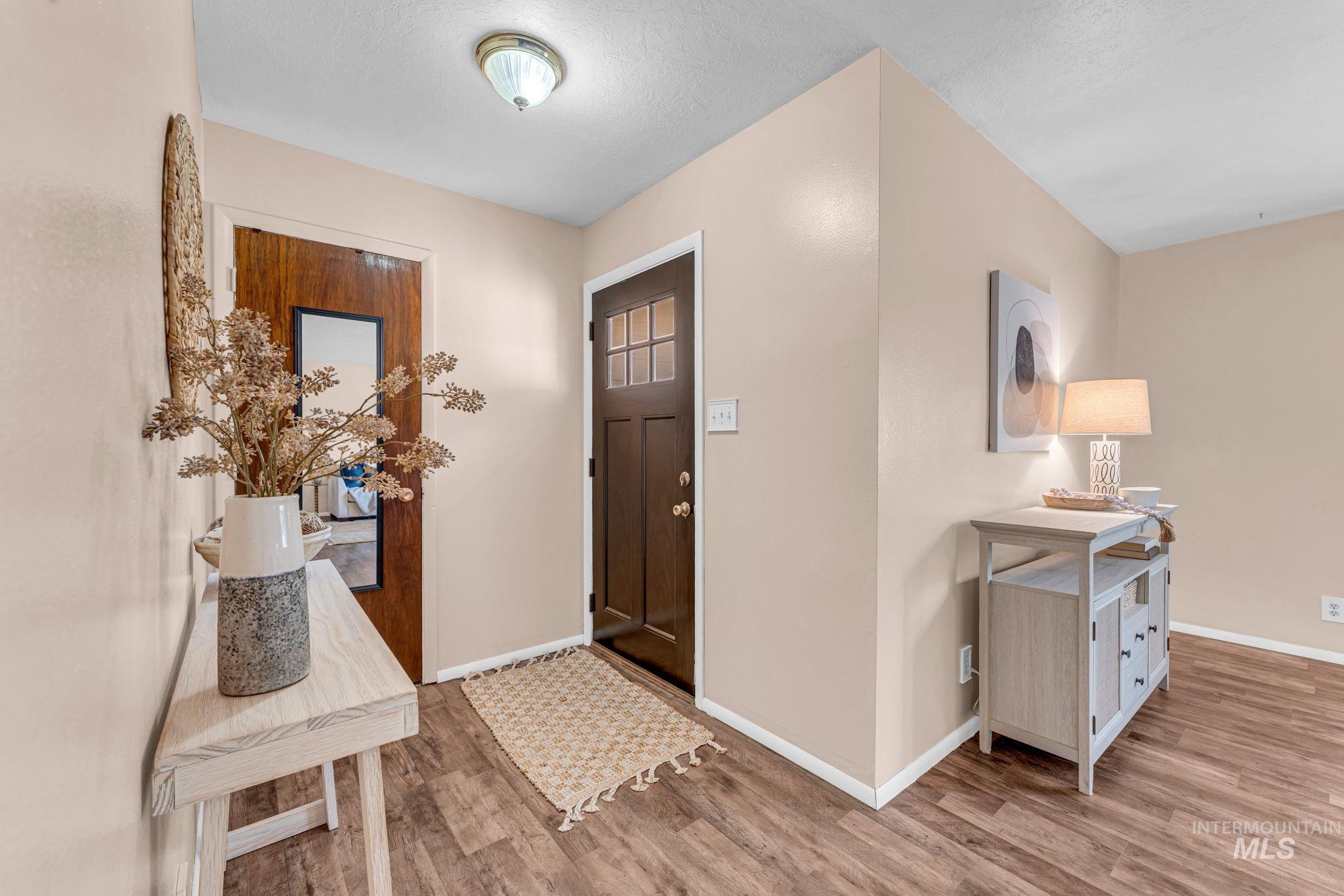 246 Avenida Del Rio Dr Property Photo 8