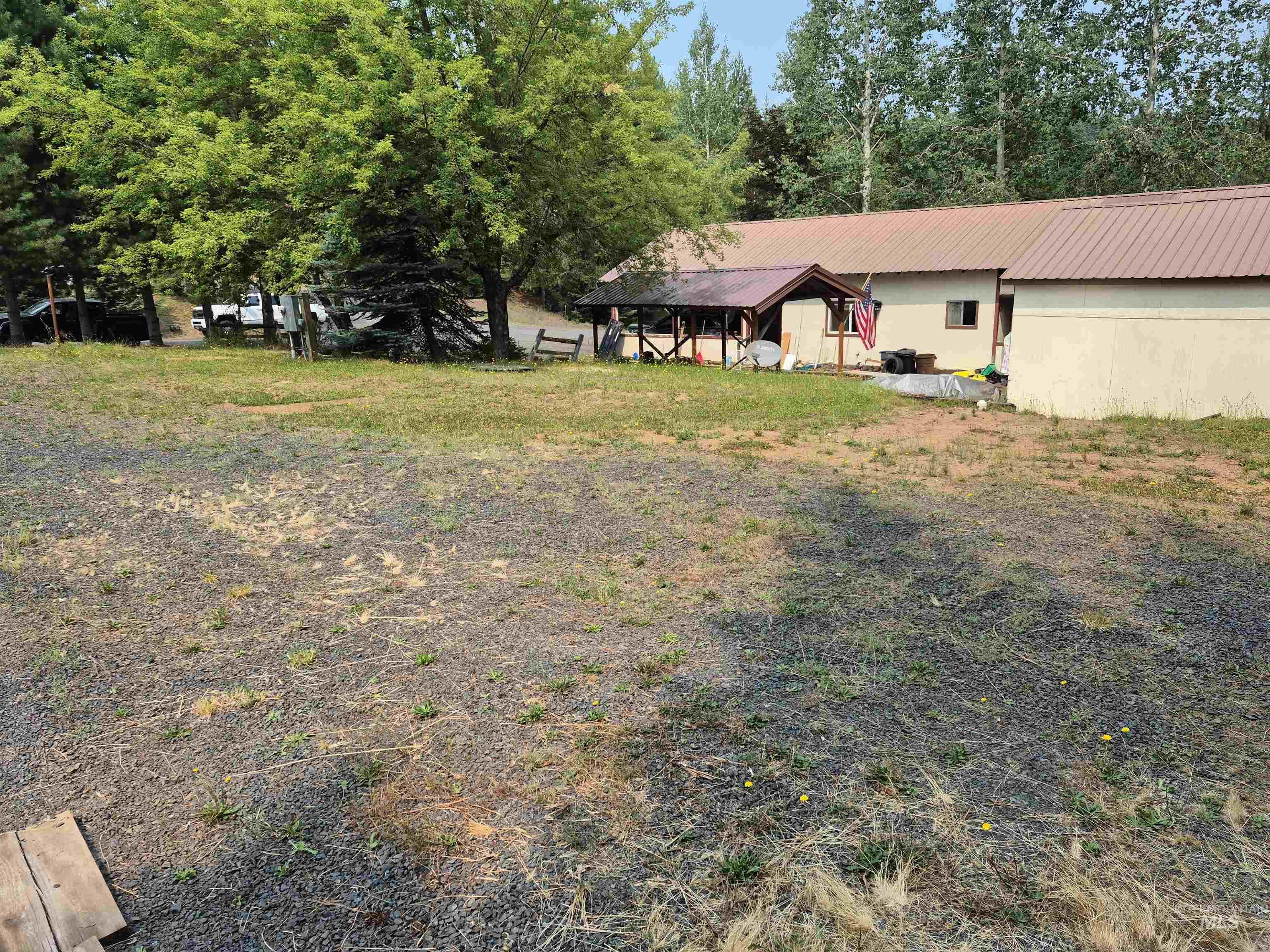 Tbd Cottonwood Ave Property Photo 5