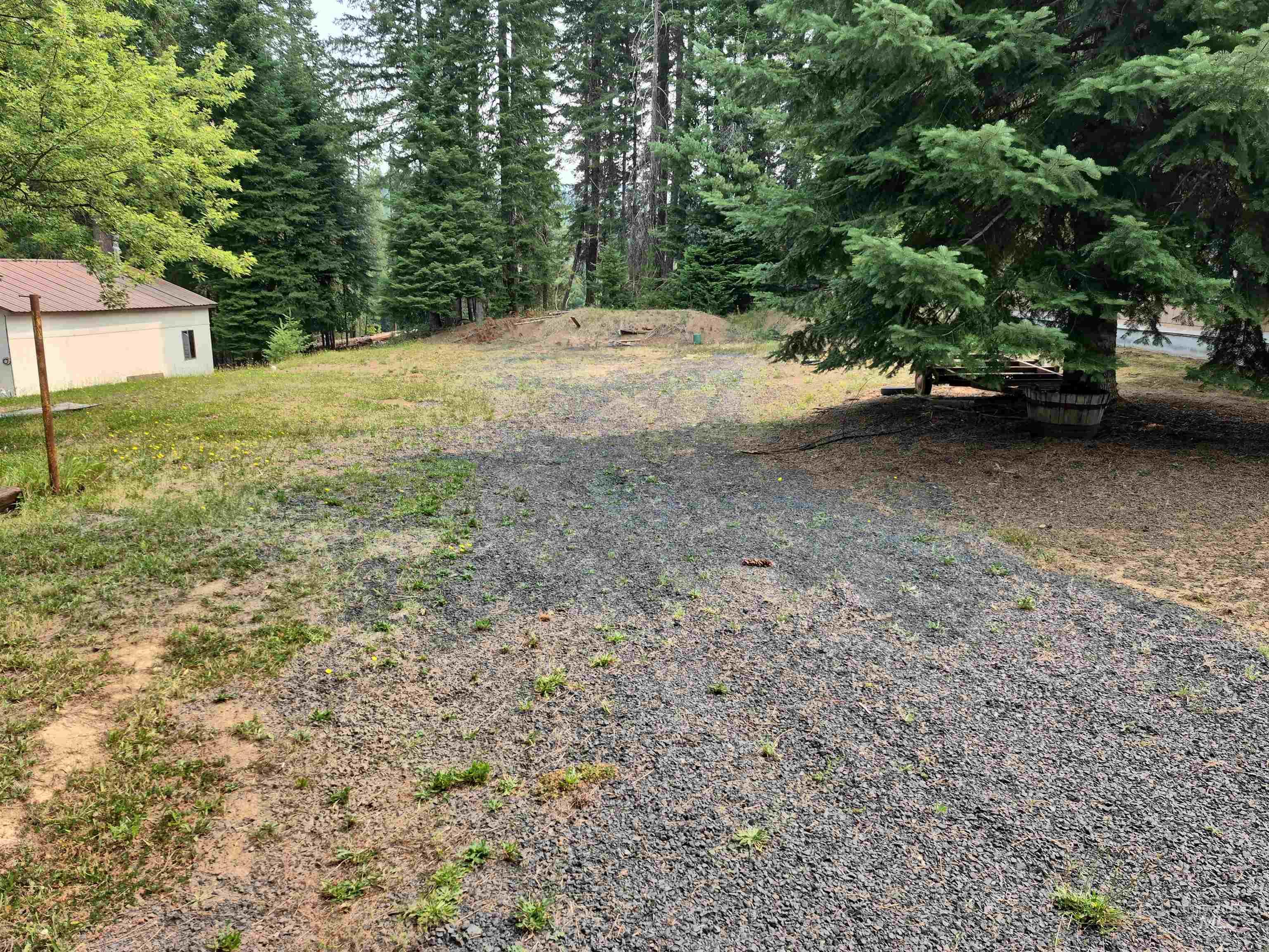 Tbd Cottonwood Ave Property Photo 8