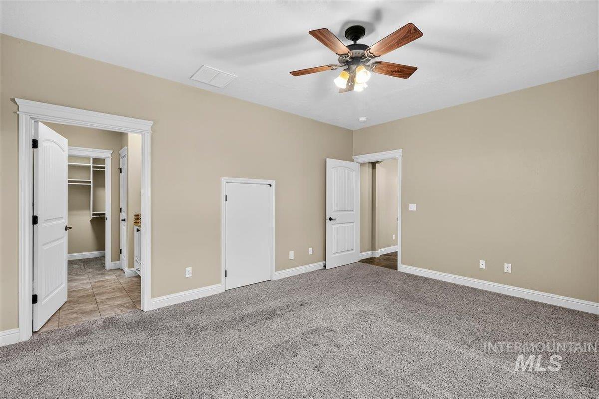 654 S Whisperwood Way Property Photo 13