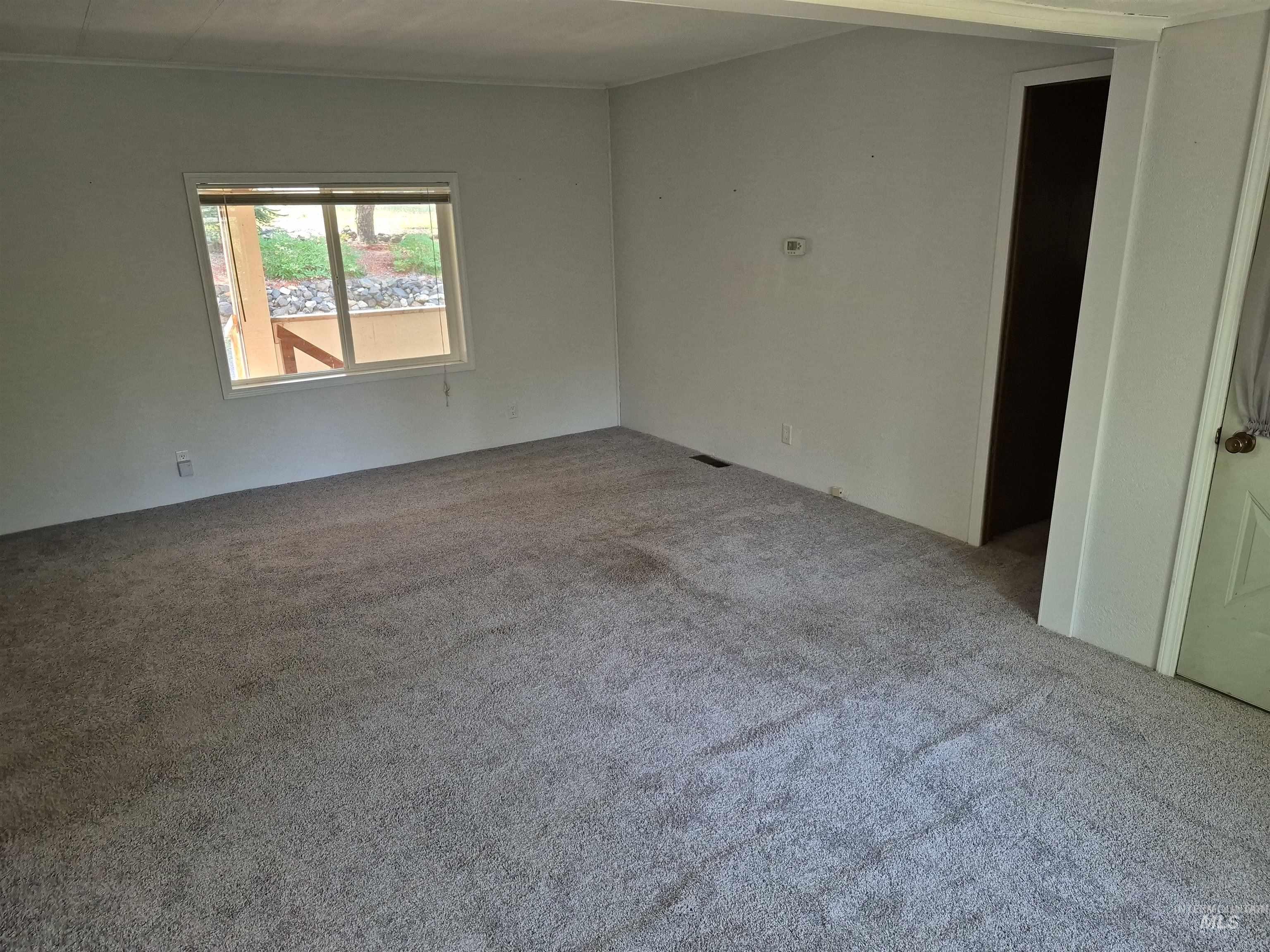 108 Cottonwood Ave Property Photo 12