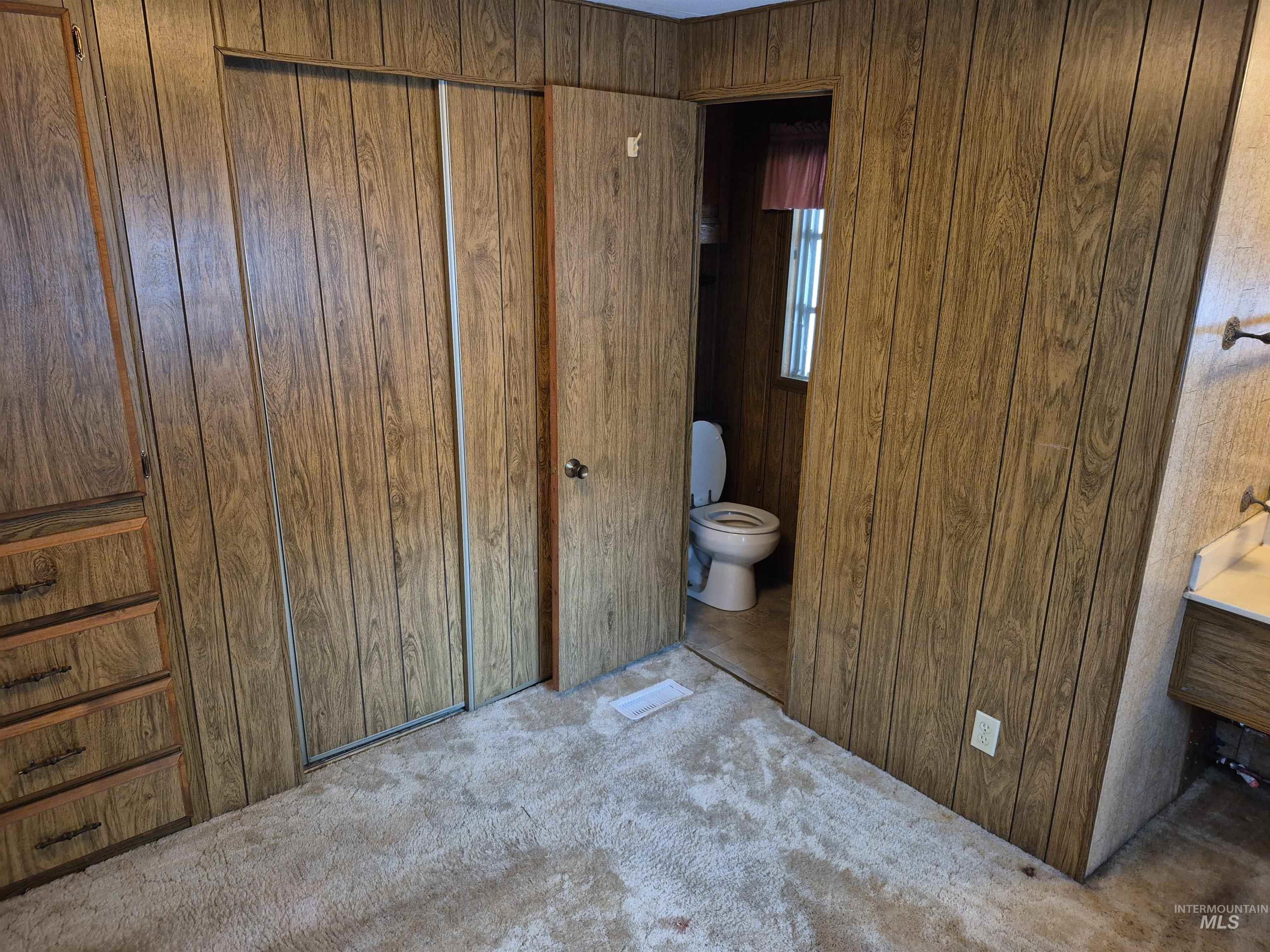 108 Cottonwood Ave Property Photo 15