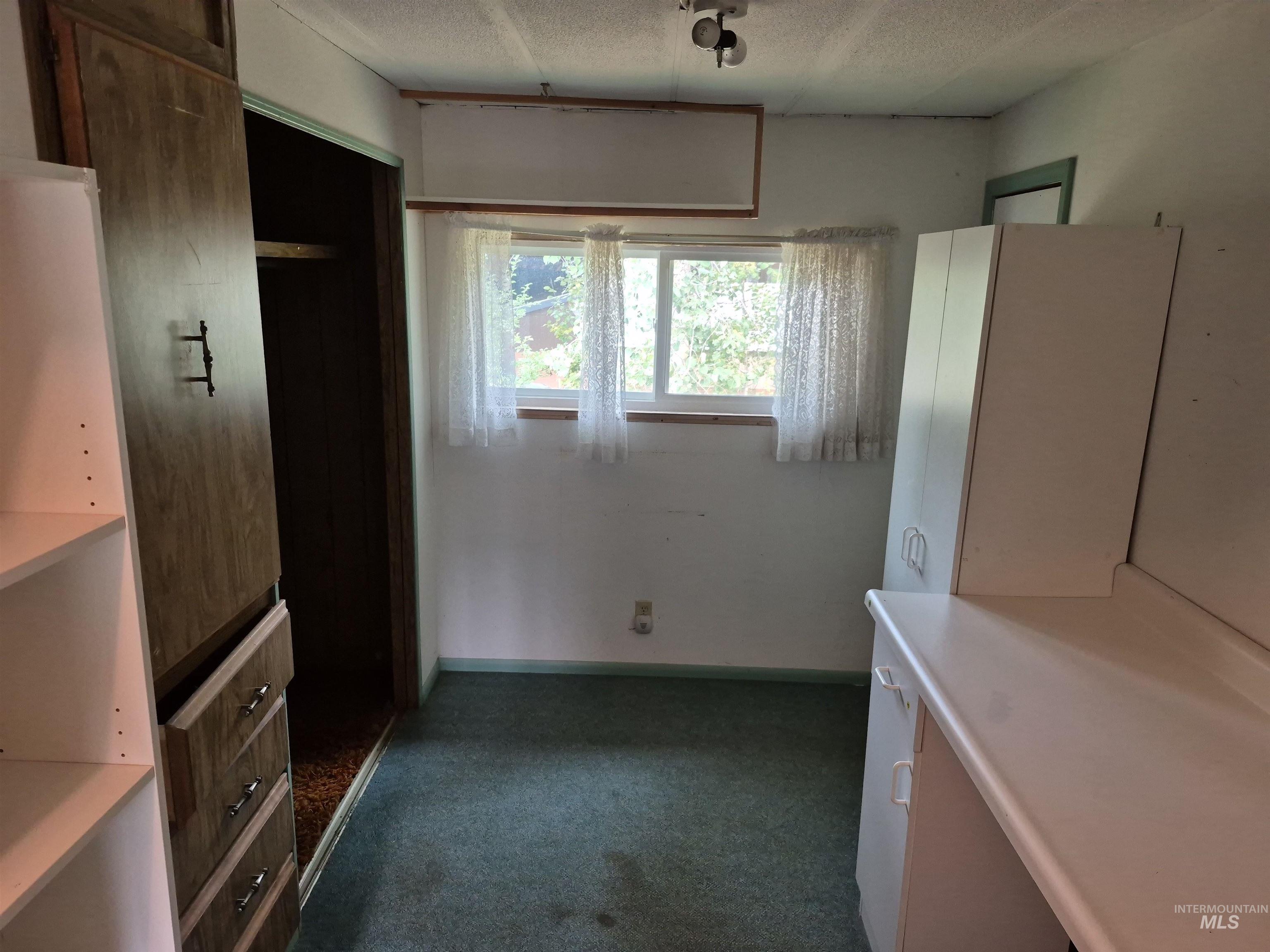 108 Cottonwood Ave Property Photo 21