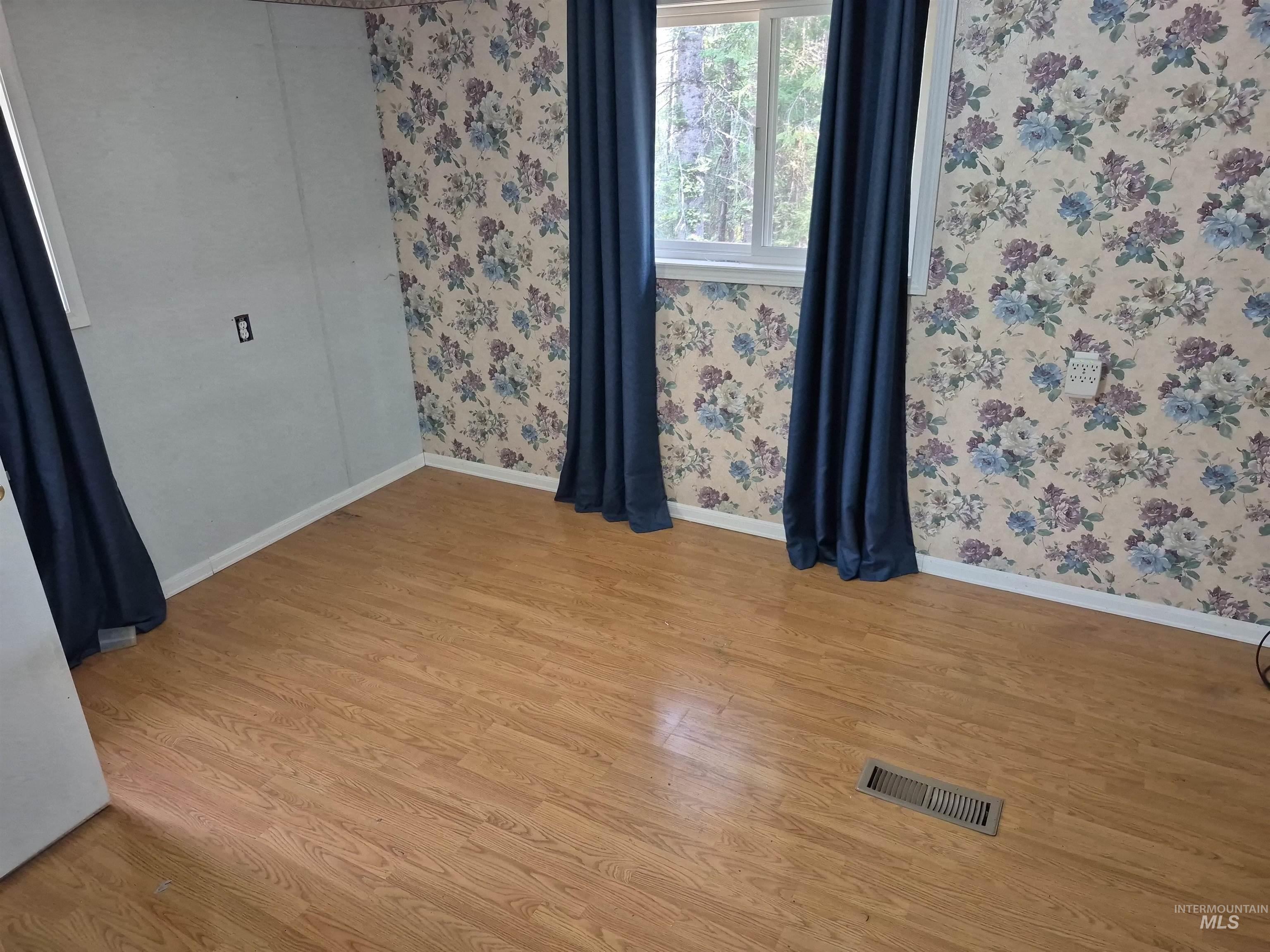 108 Cottonwood Ave Property Photo 25