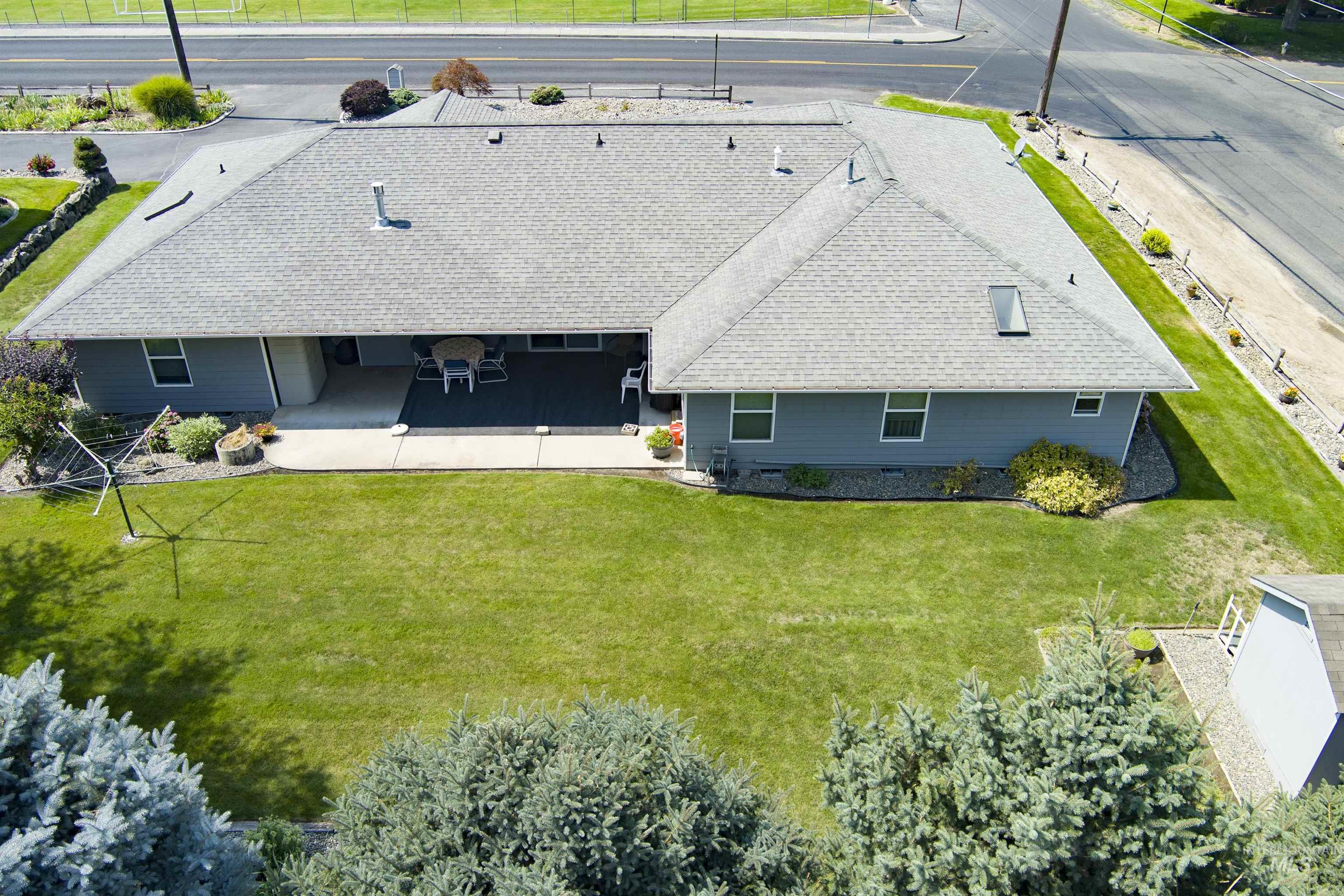 3203 4th Street Property Photo 4