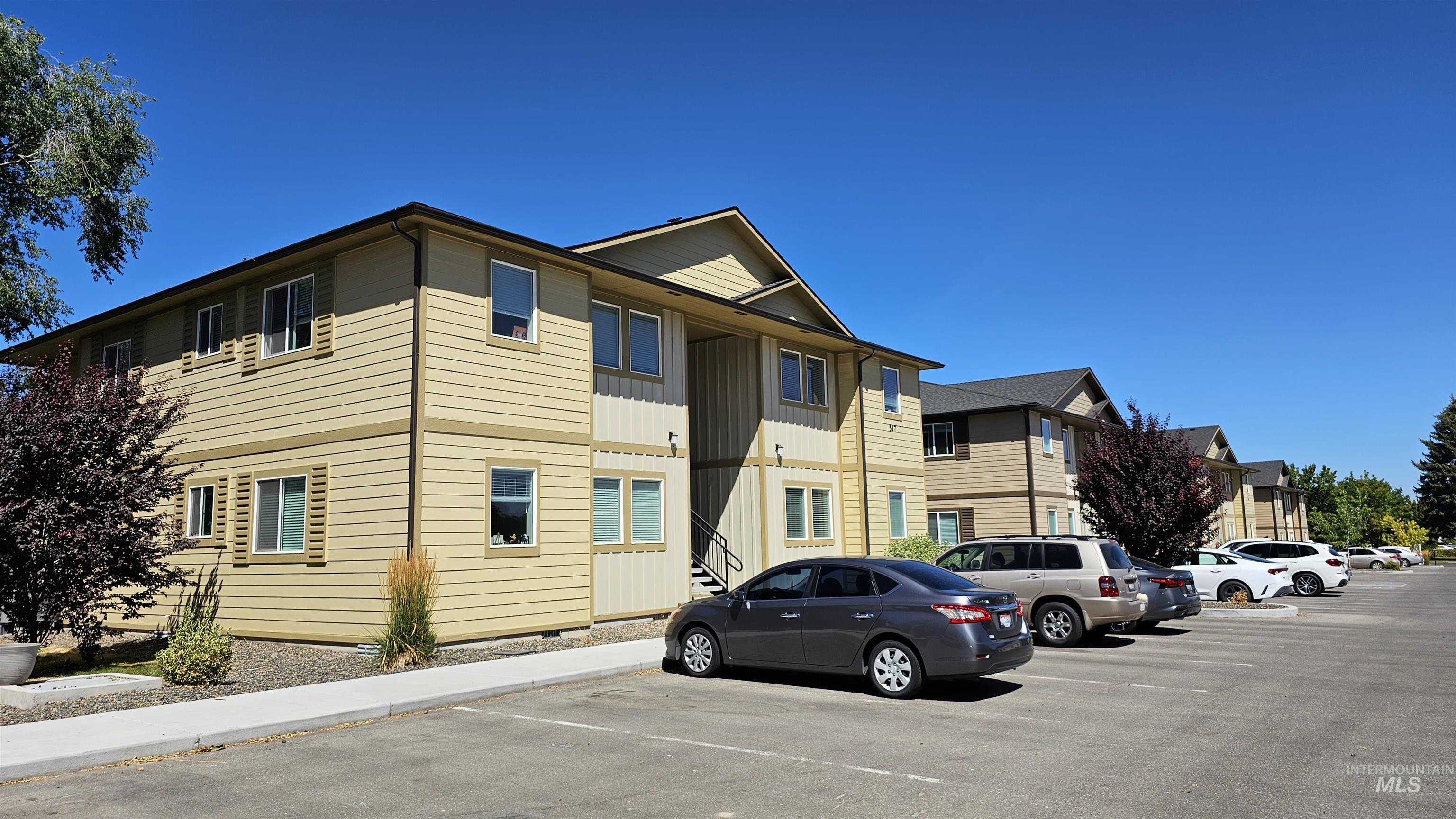 509-523 Rose St Property Photo 6