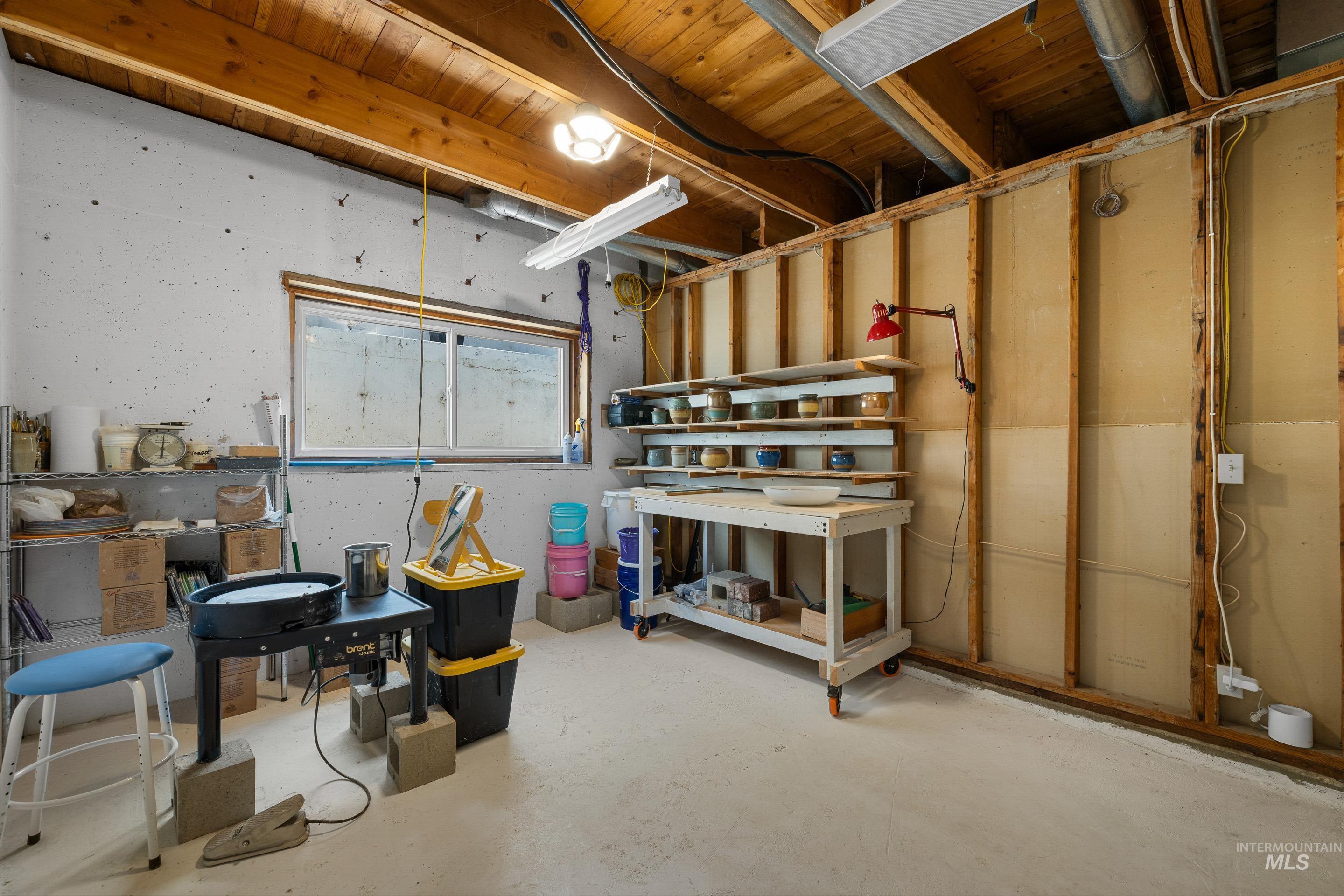 2710 S Augusta Street Property Photo 35