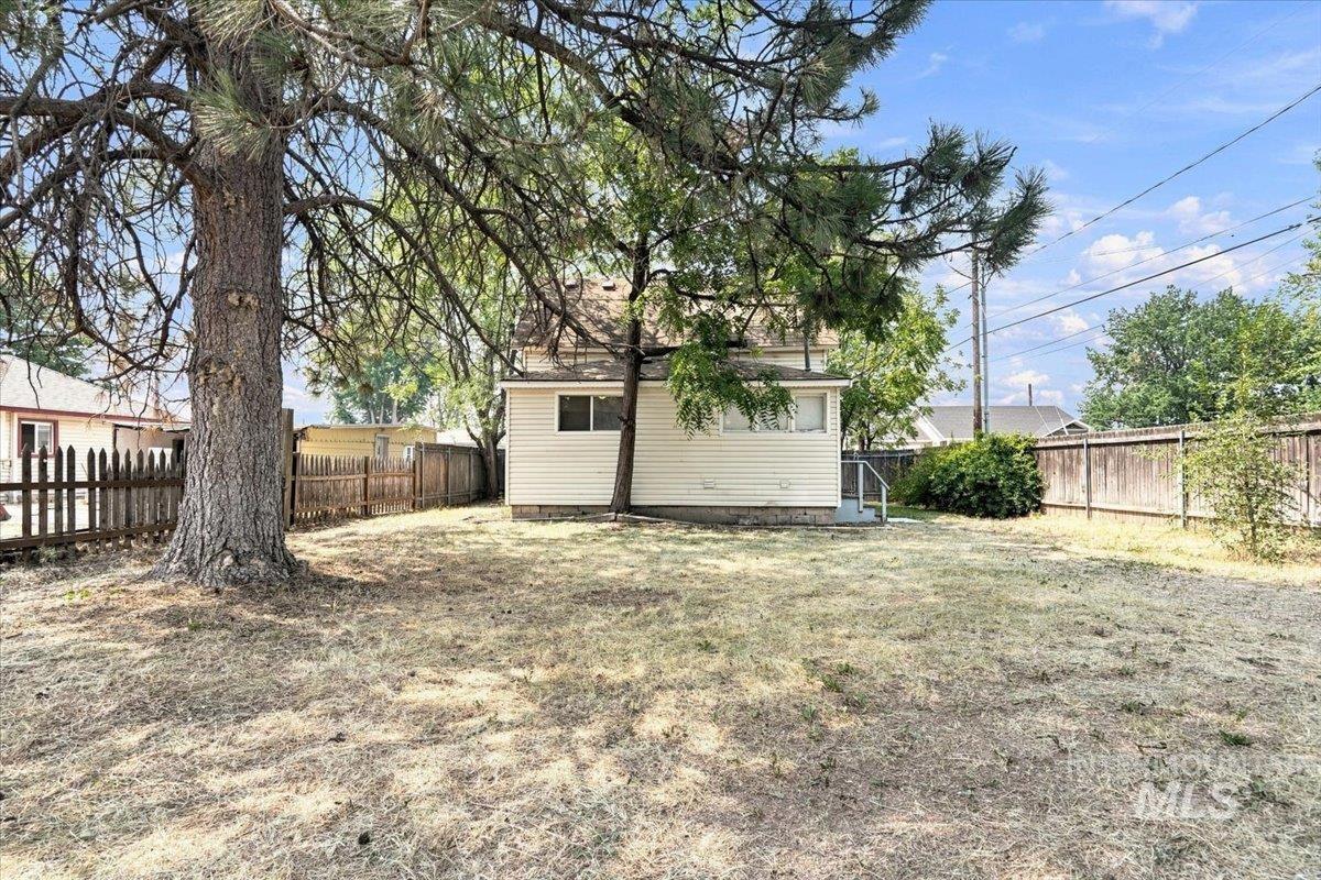 212 Ne 2nd St Property Photo 30
