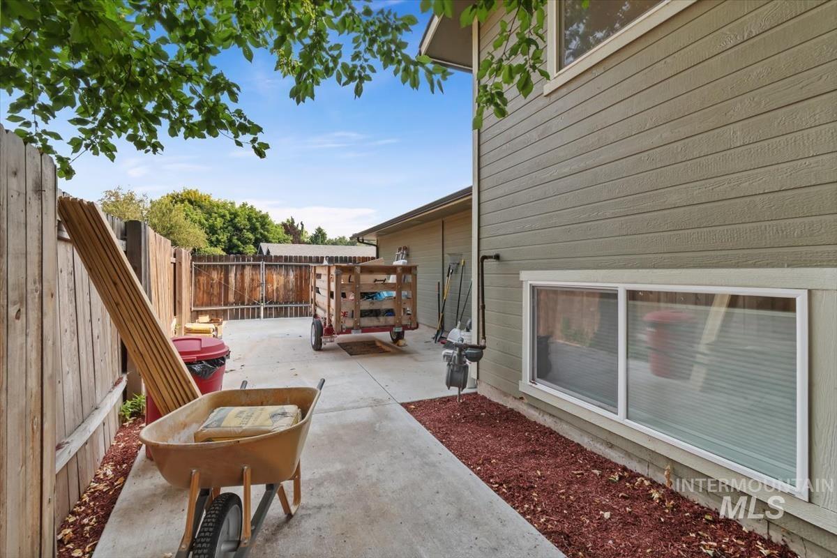 969 Farrington Property Photo 39