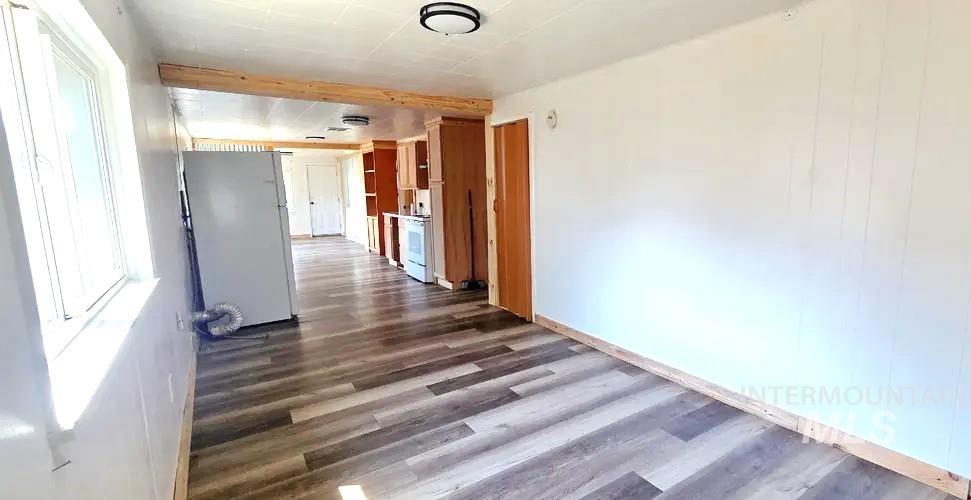 729 4th Property Photo 10