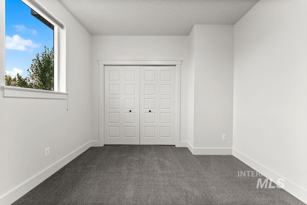 4240 E Parkcenter Blvd. Property Photo 30