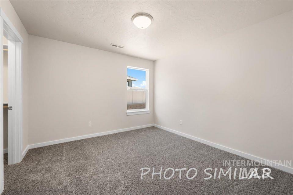 1420 Crescent St. Property Photo 29