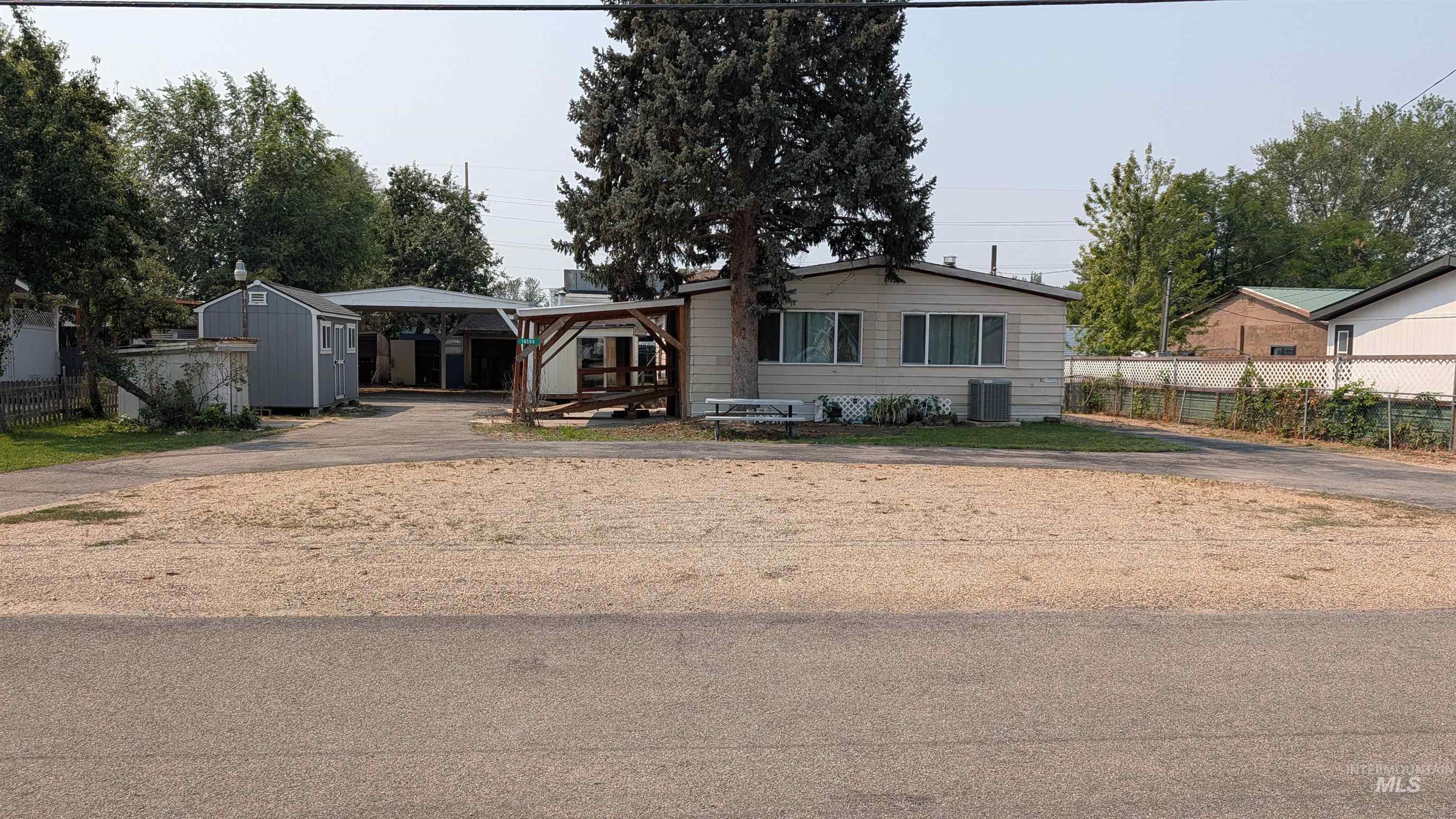 10165 W Claudia Rd Property Photo 2