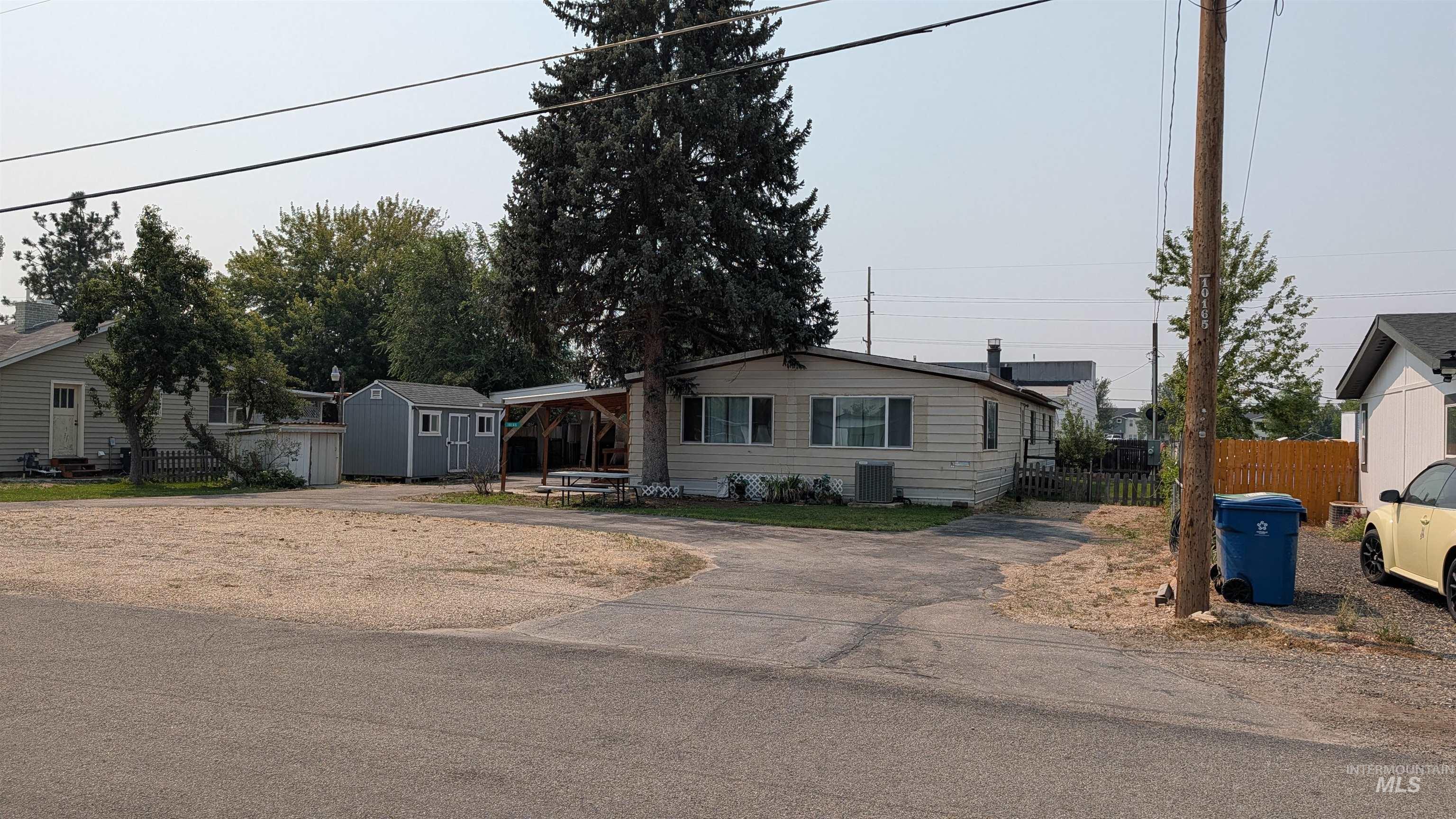 10165 W Claudia Rd Property Photo 3