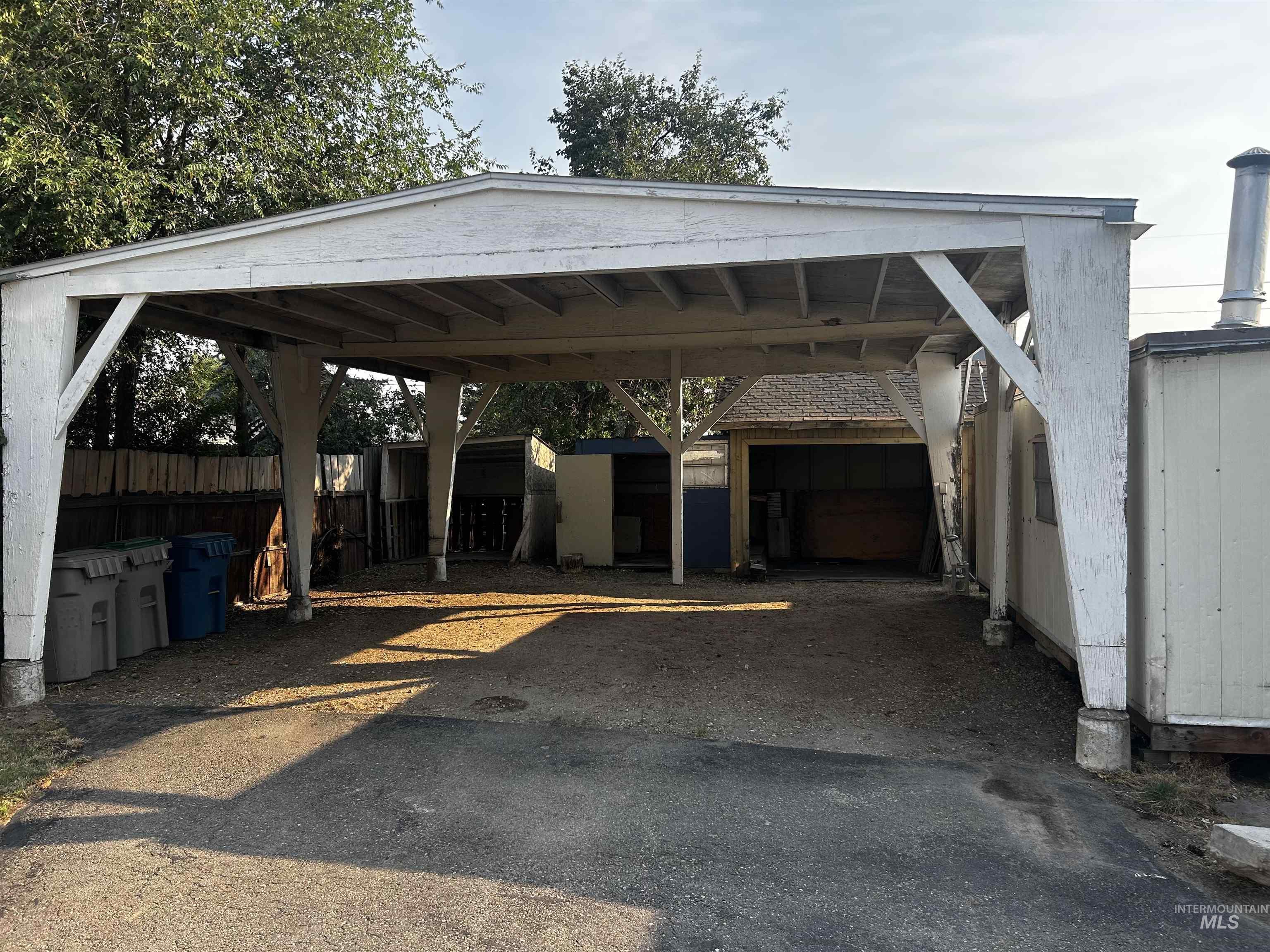 10165 W Claudia Rd Property Photo 4