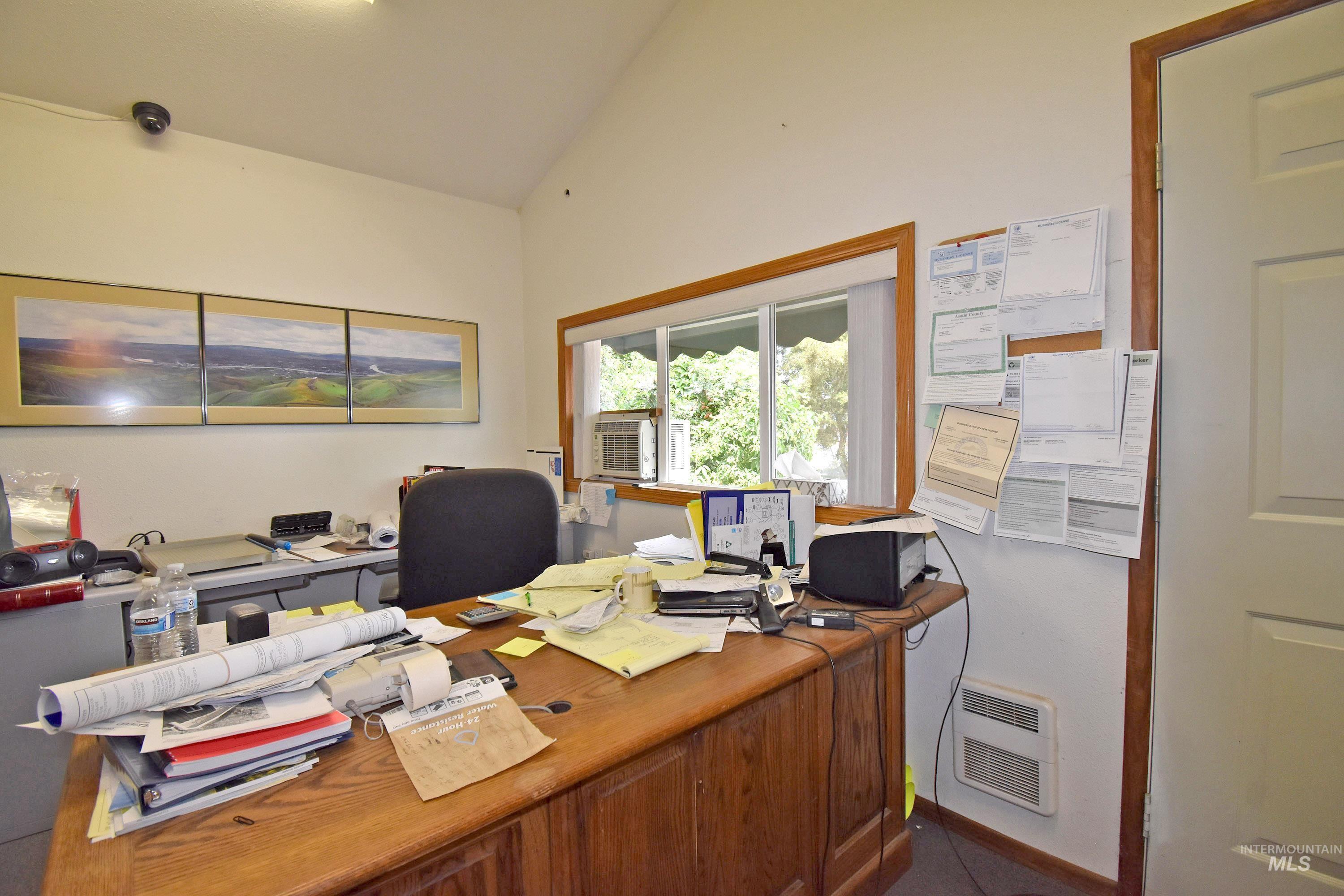 1337 Highland Avenue Property Photo 5