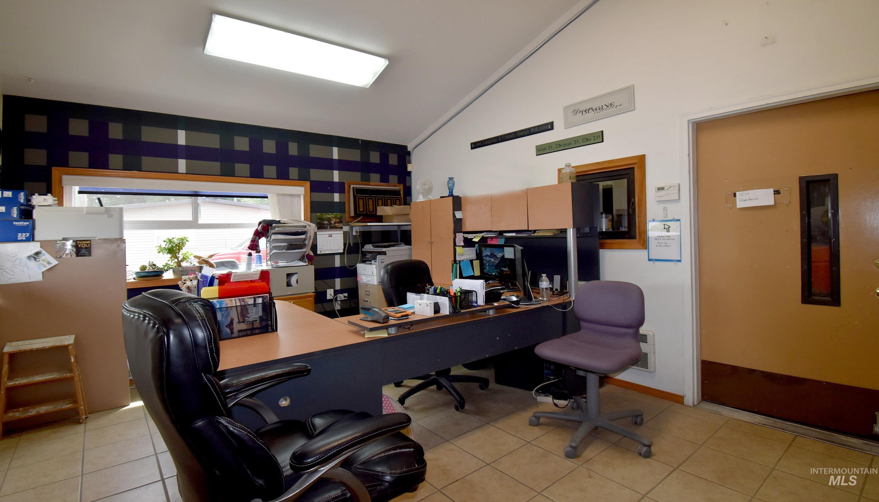 1337 Highland Avenue Property Photo 7