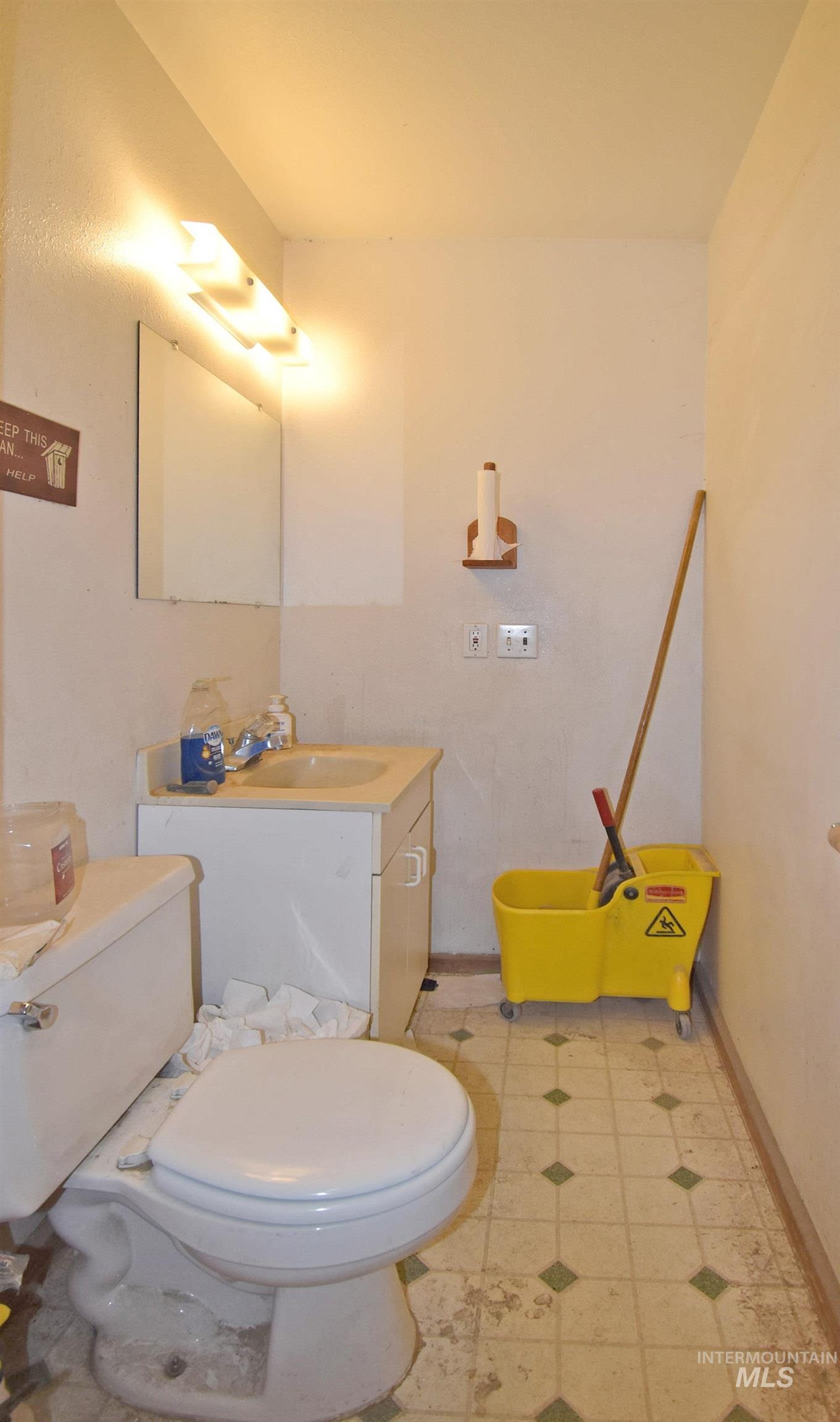 1337 Highland Avenue Property Photo 11