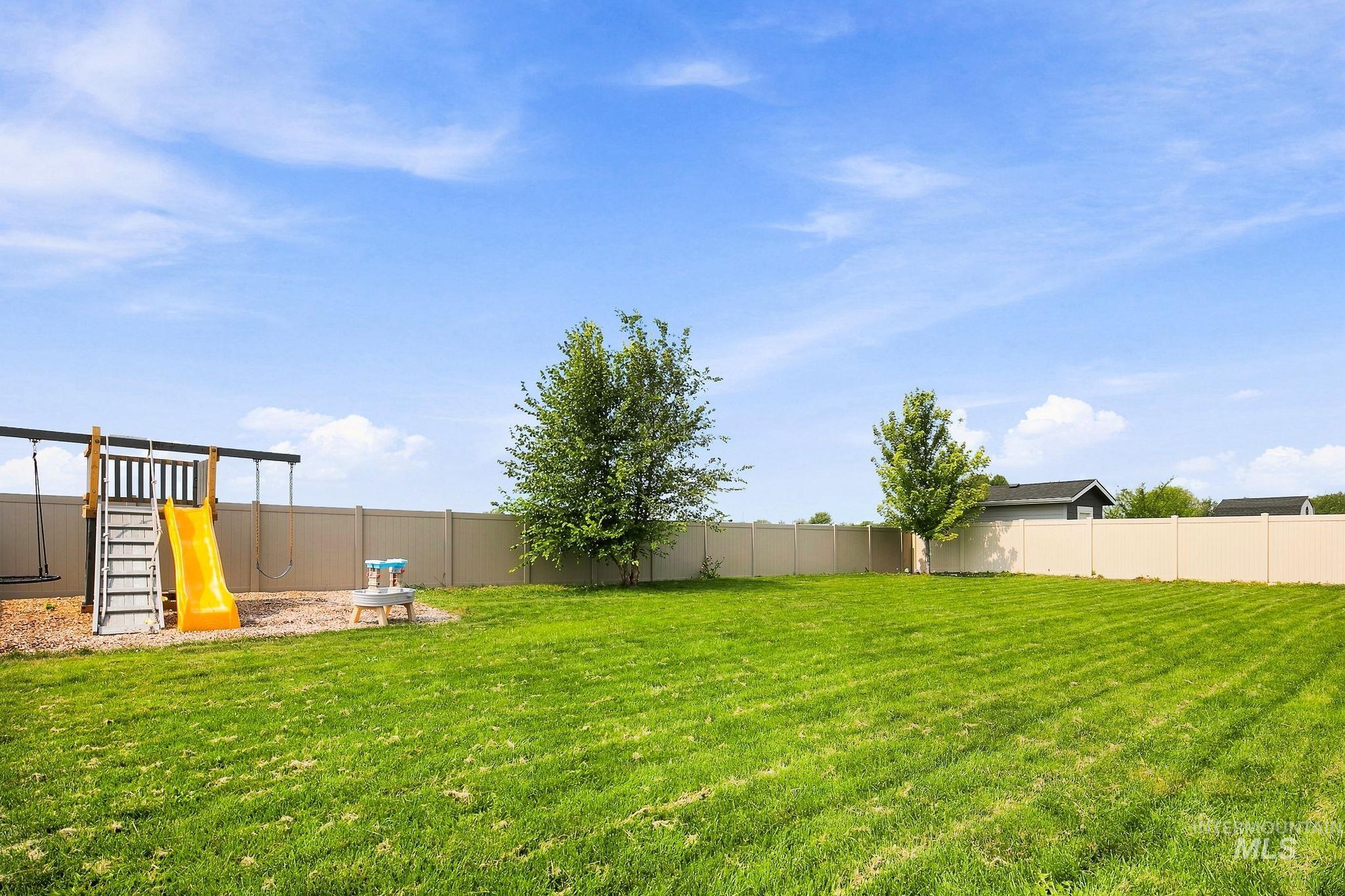 17215 N Wingtip Way Property Photo 35