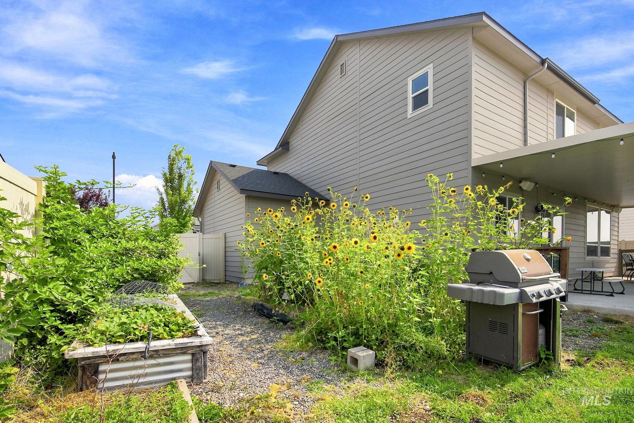 17215 N Wingtip Way Property Photo 36