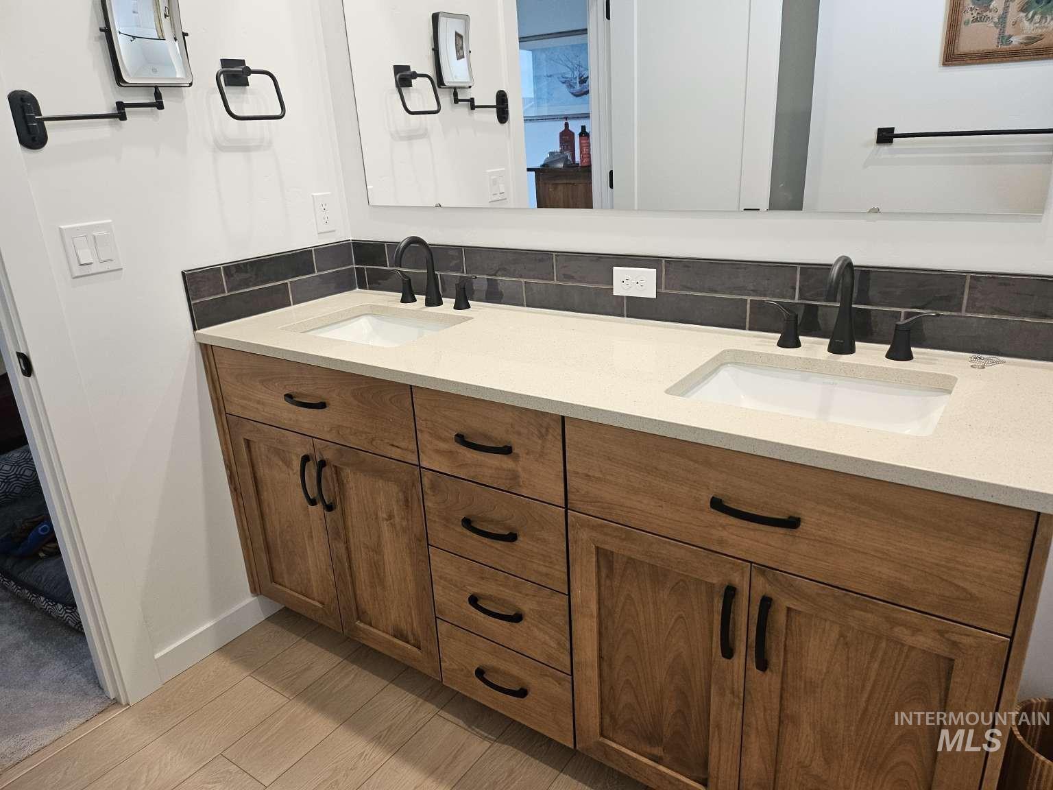 17786 N Peltzer Ave Property Photo 27