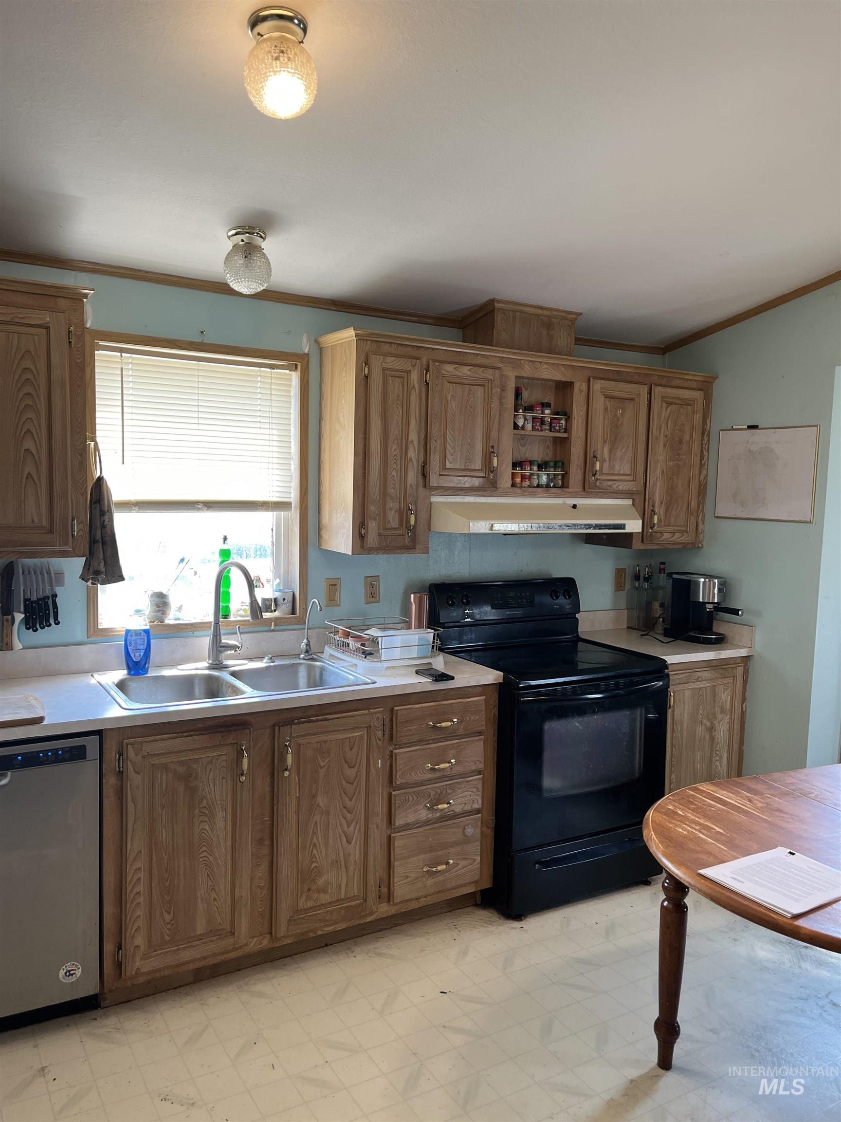 3175 Tomer Rd Property Photo 5