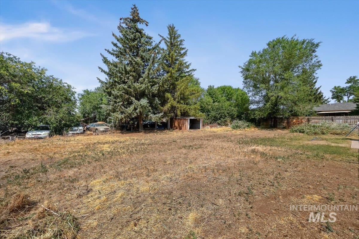 110 Park St N Property Photo 24