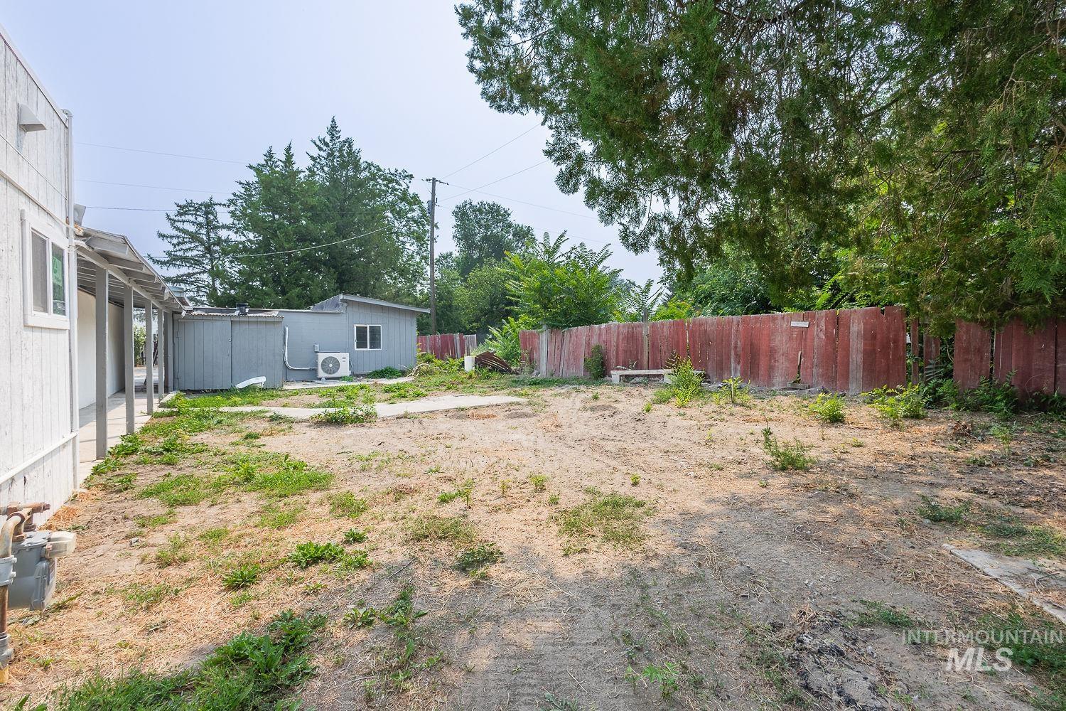 701 W Oregon Ave Property Photo 22