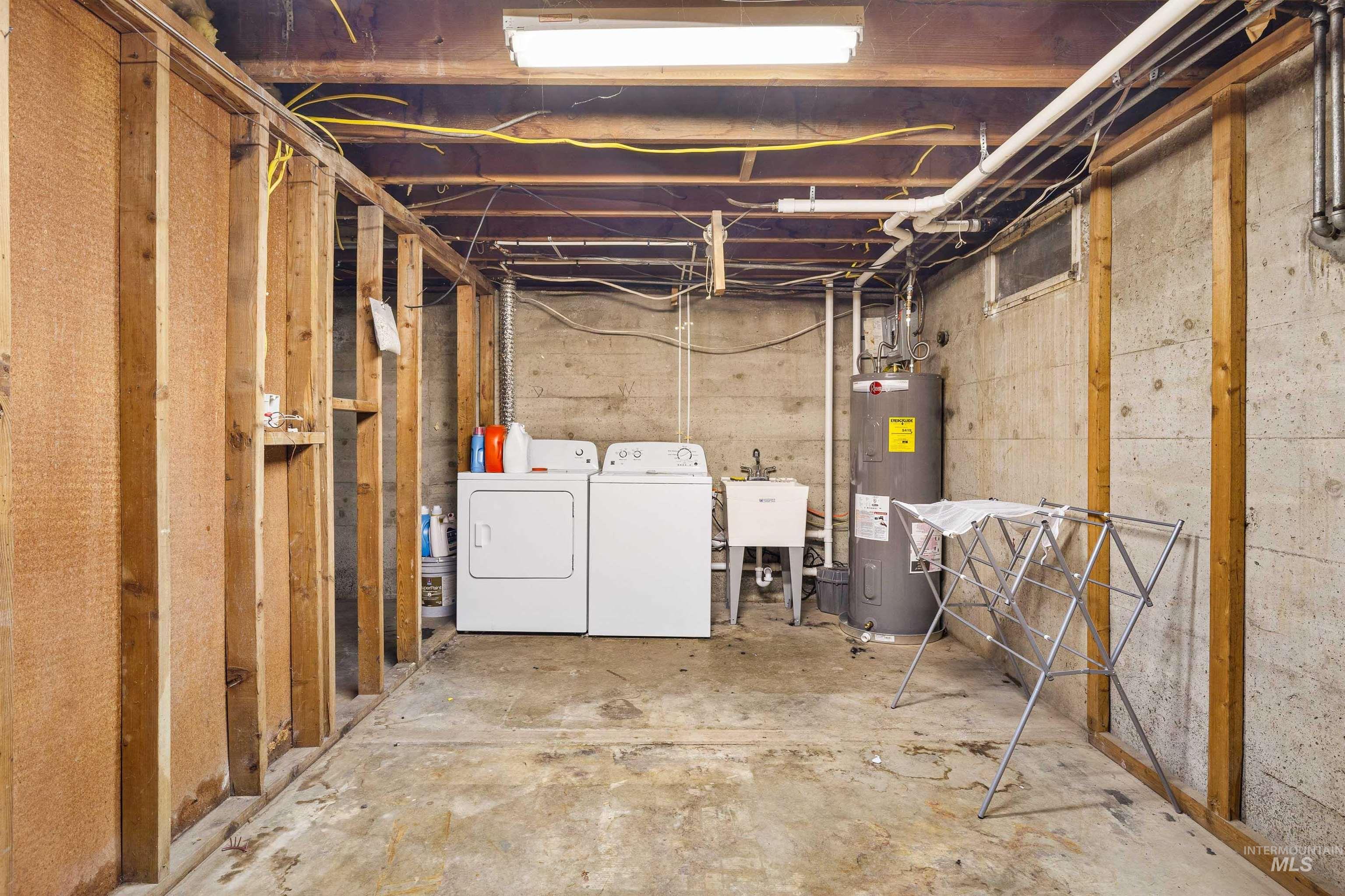 365 Caswell Ave. West Property Photo 18