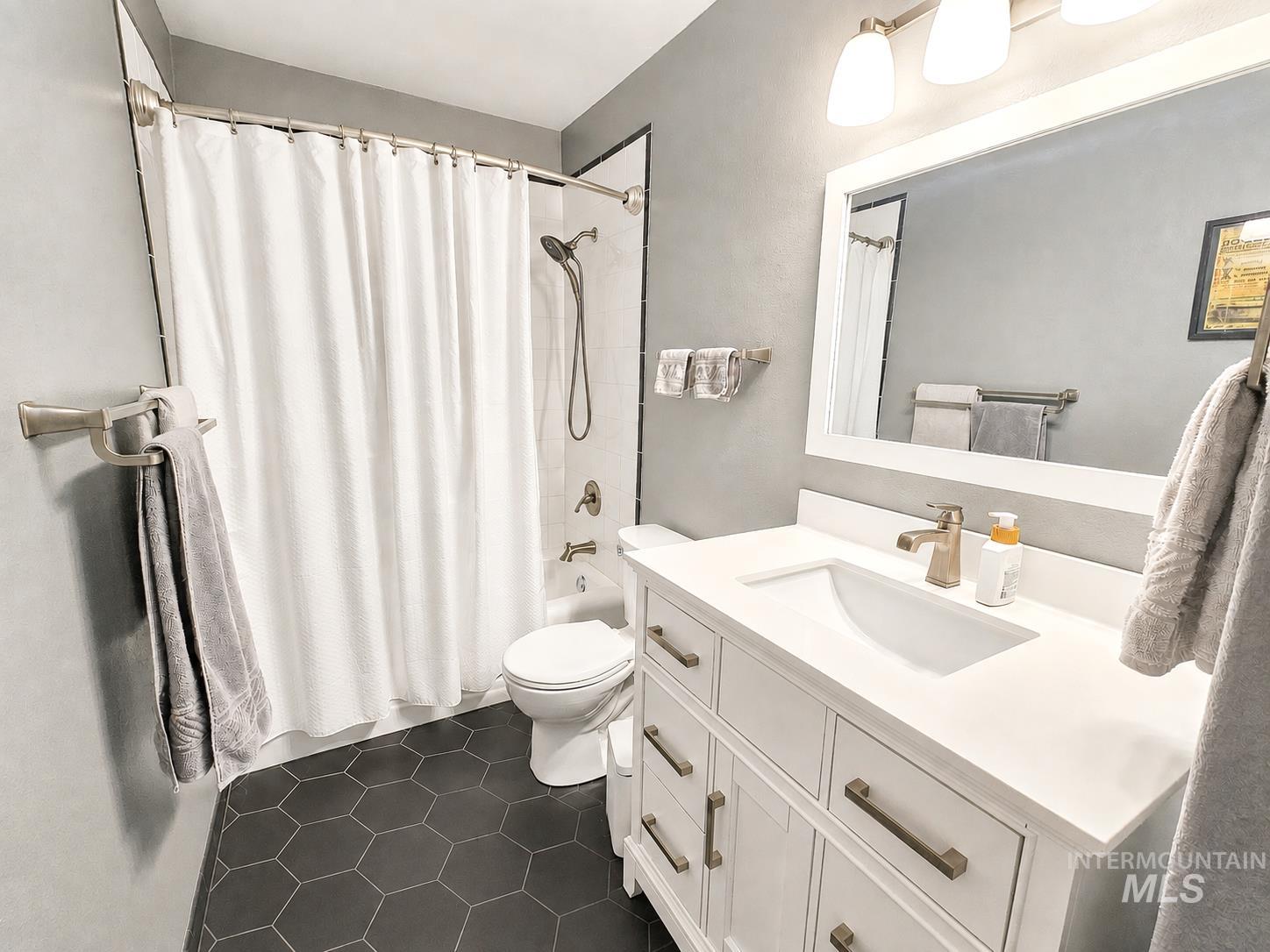 3608 Masters Drive Property Photo 27