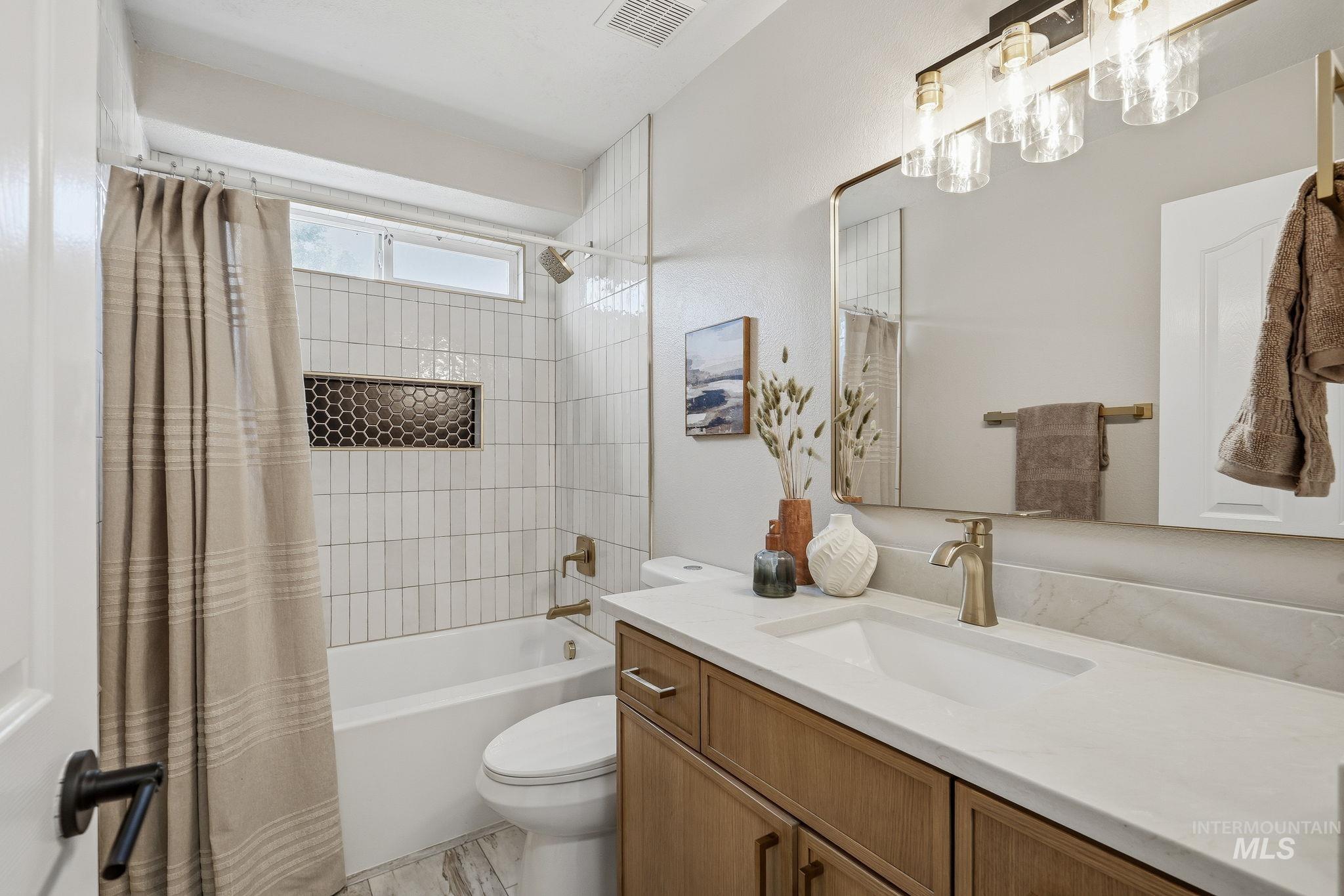7906 W Limelight Property Photo 25