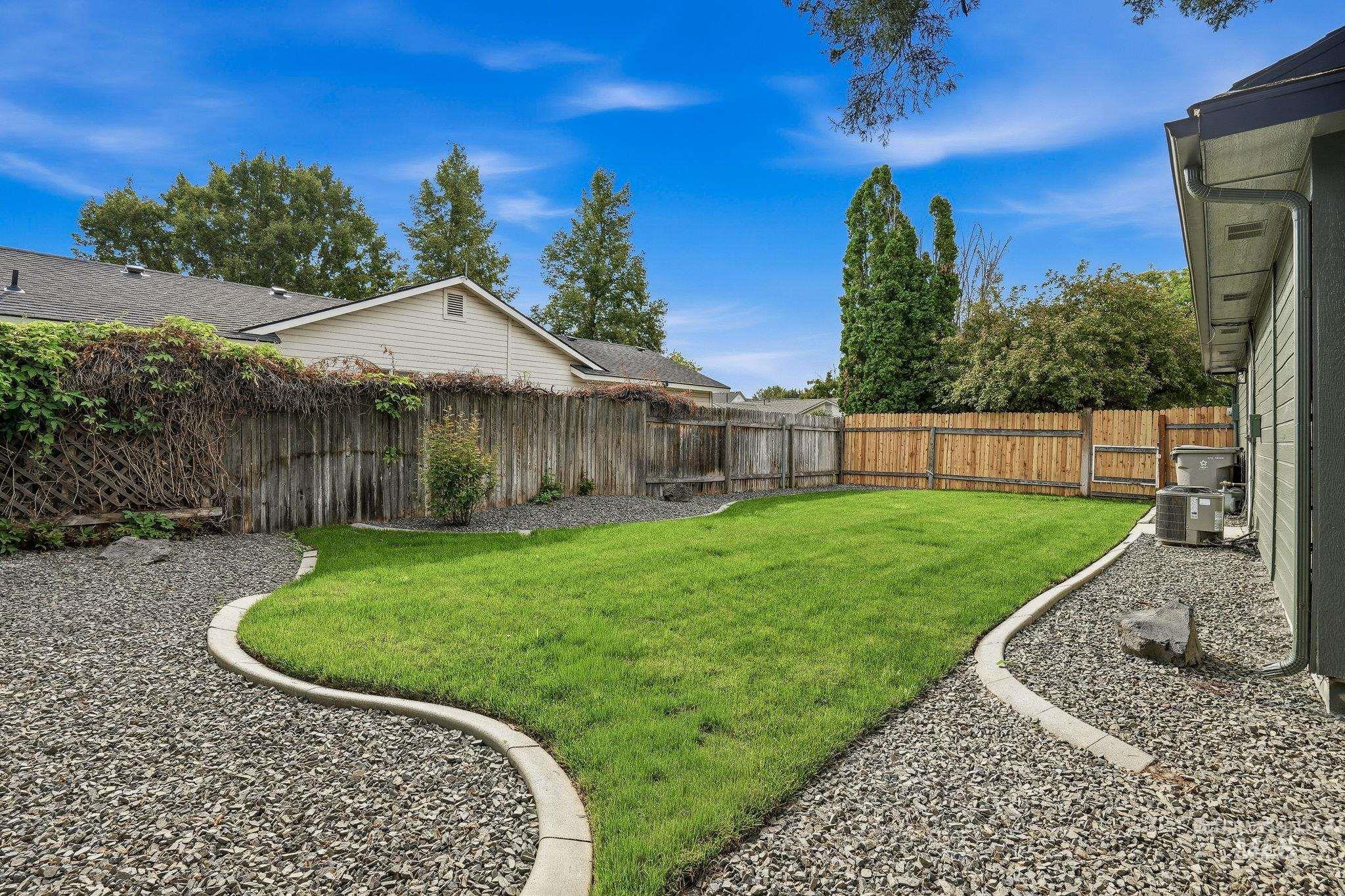 7906 W Limelight Property Photo 33