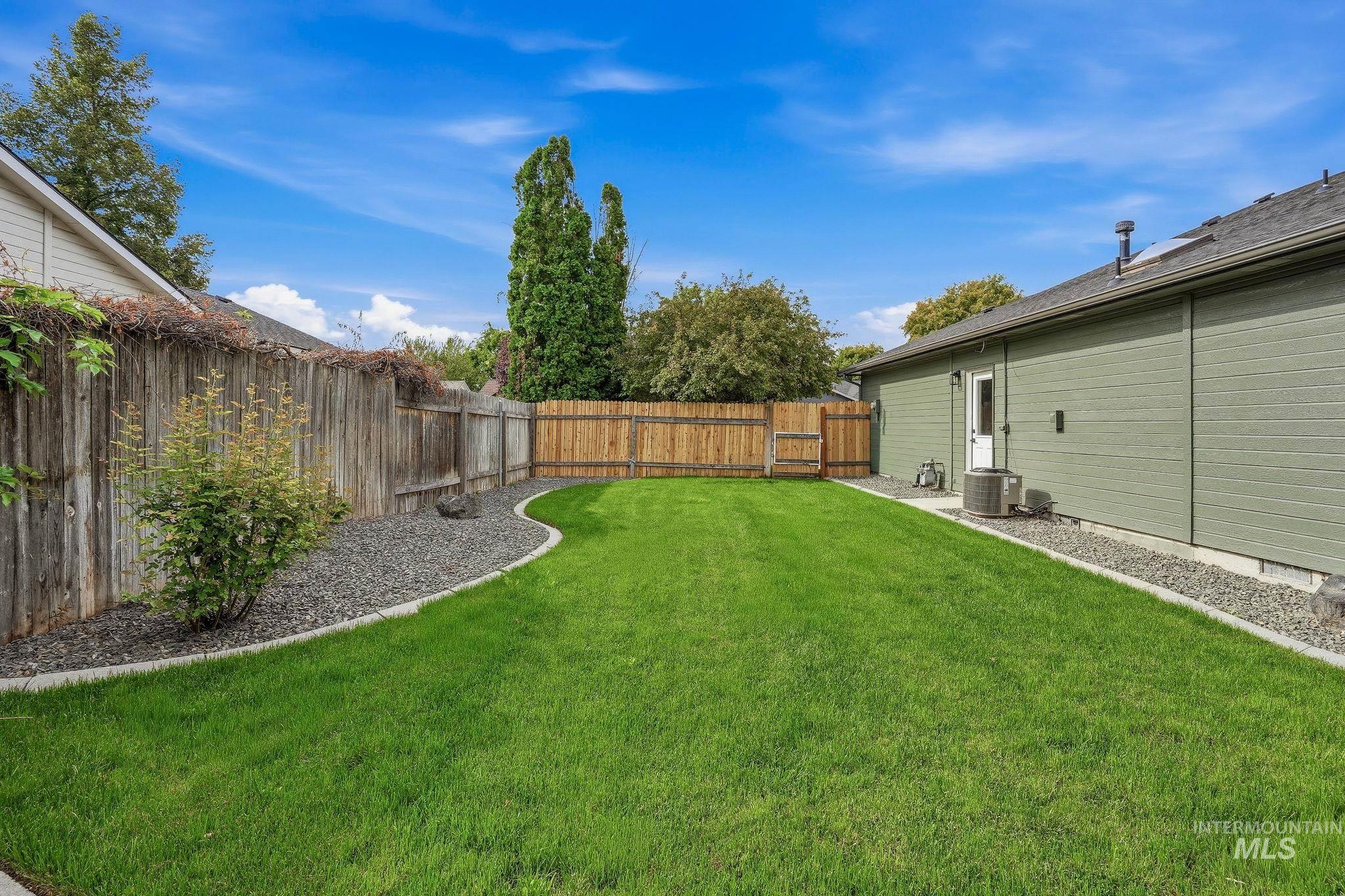 7906 W Limelight Property Photo 36