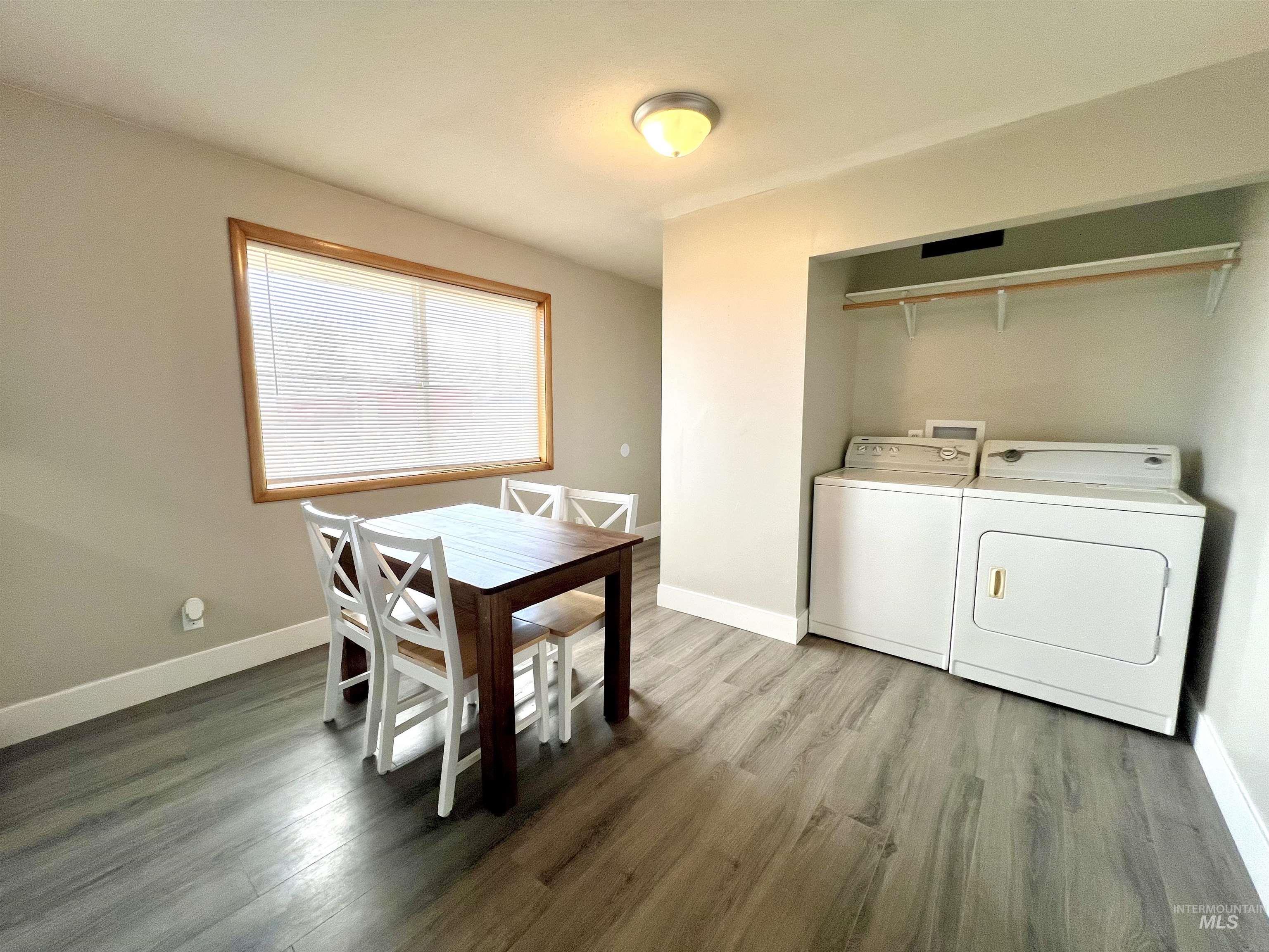 266 S 200 W Property Photo 10