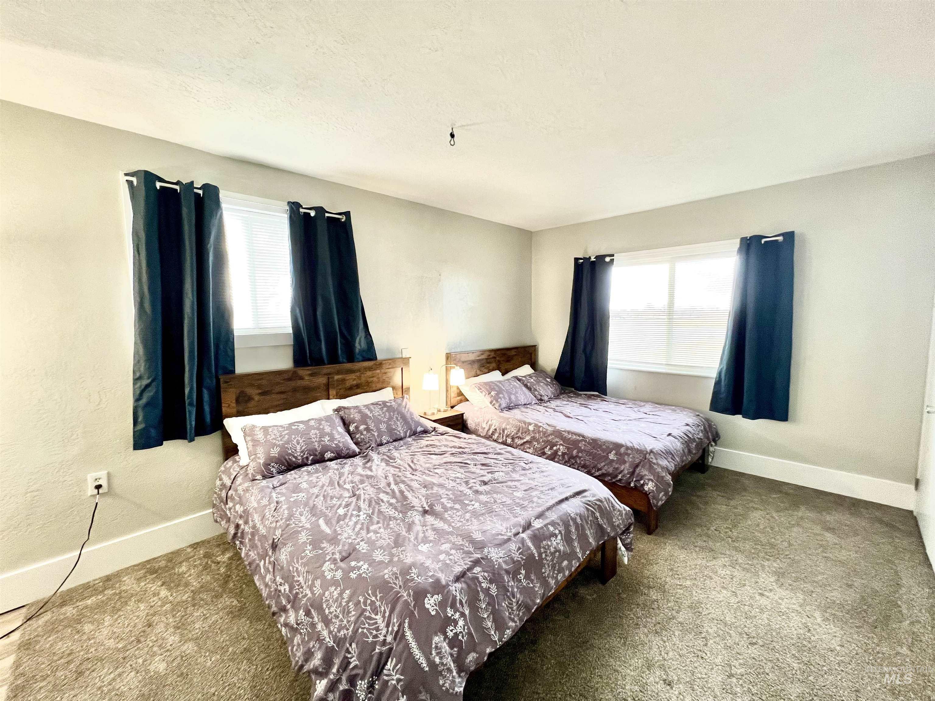 266 S 200 W Property Photo 18